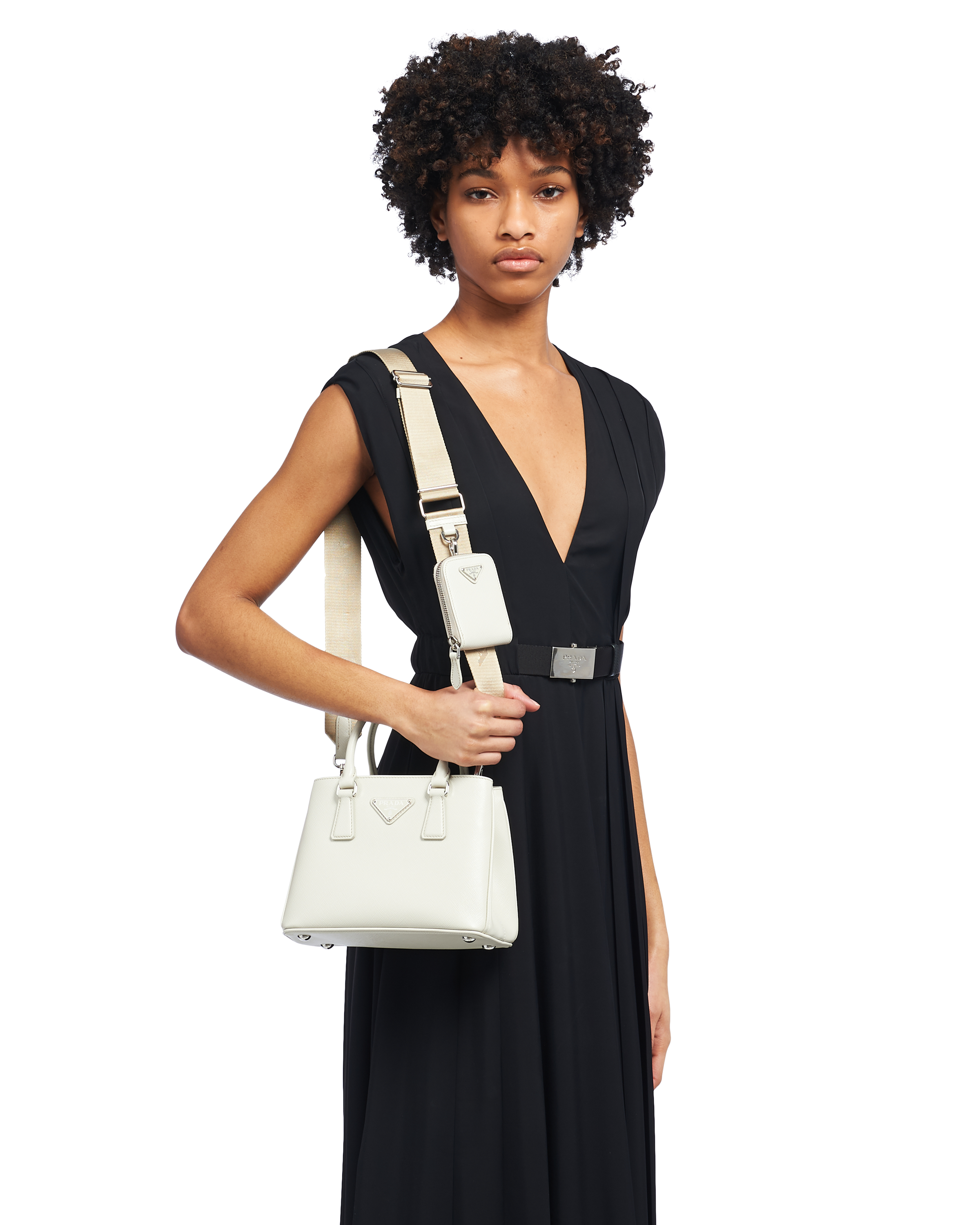 美しい PRADA プラダ ガレリア サフィアーノレザー サフィアーノ