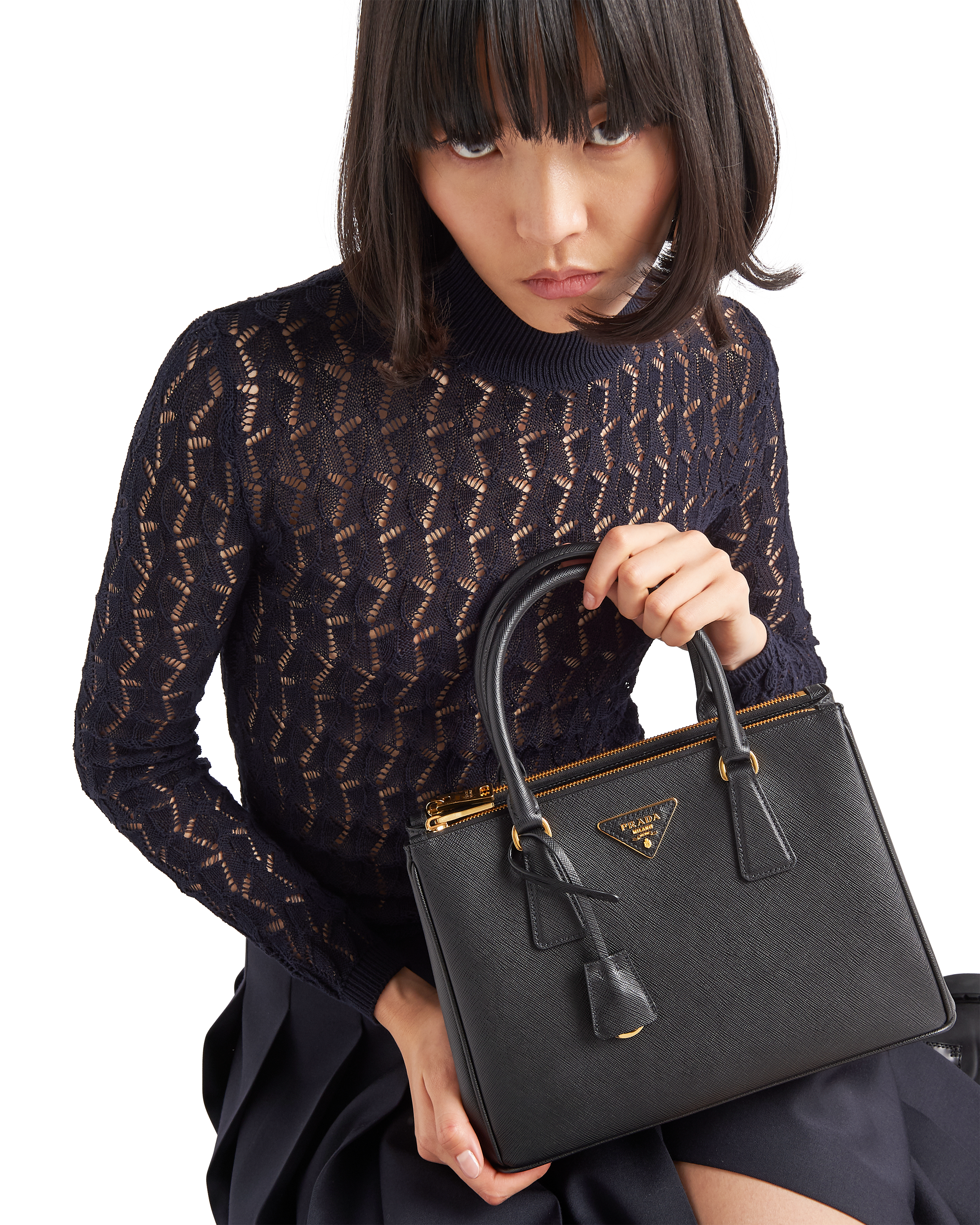 Prada Saffiano 35 2024 favors