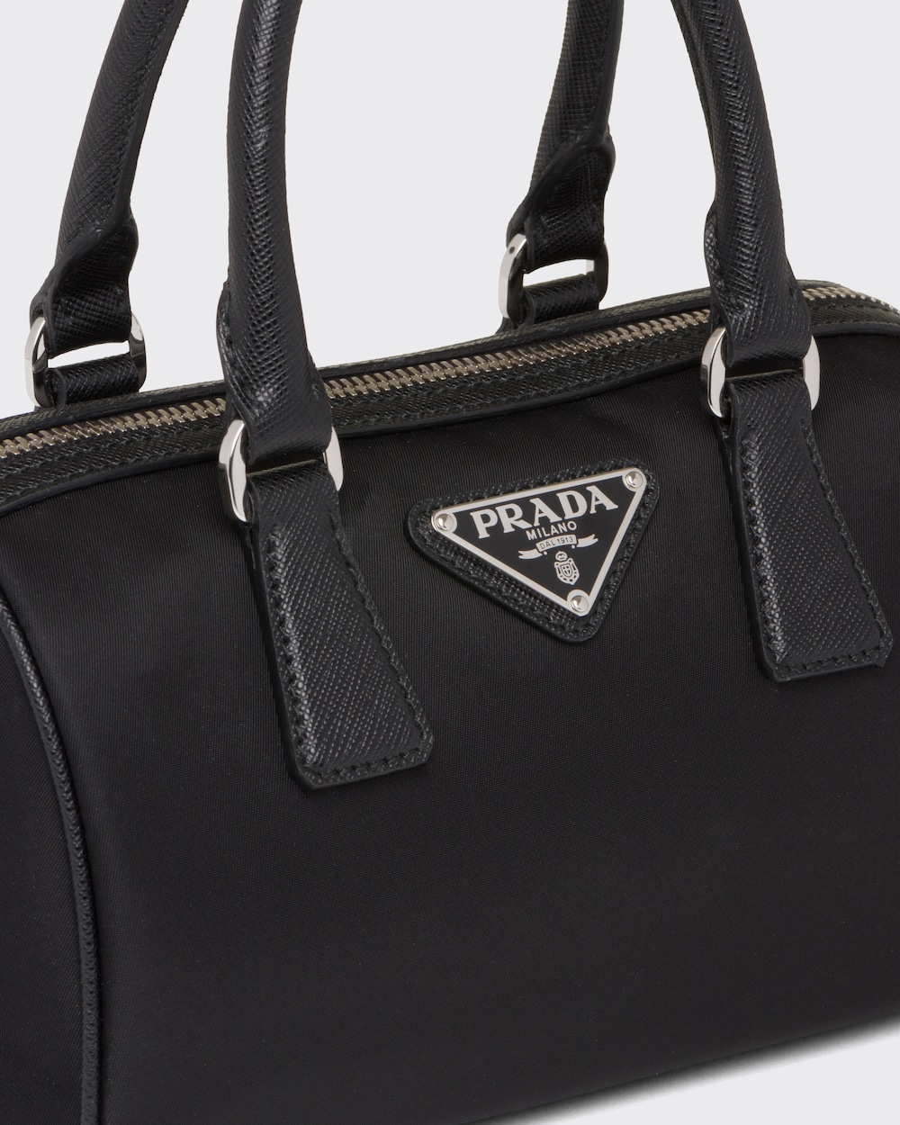 black prada handbolsa