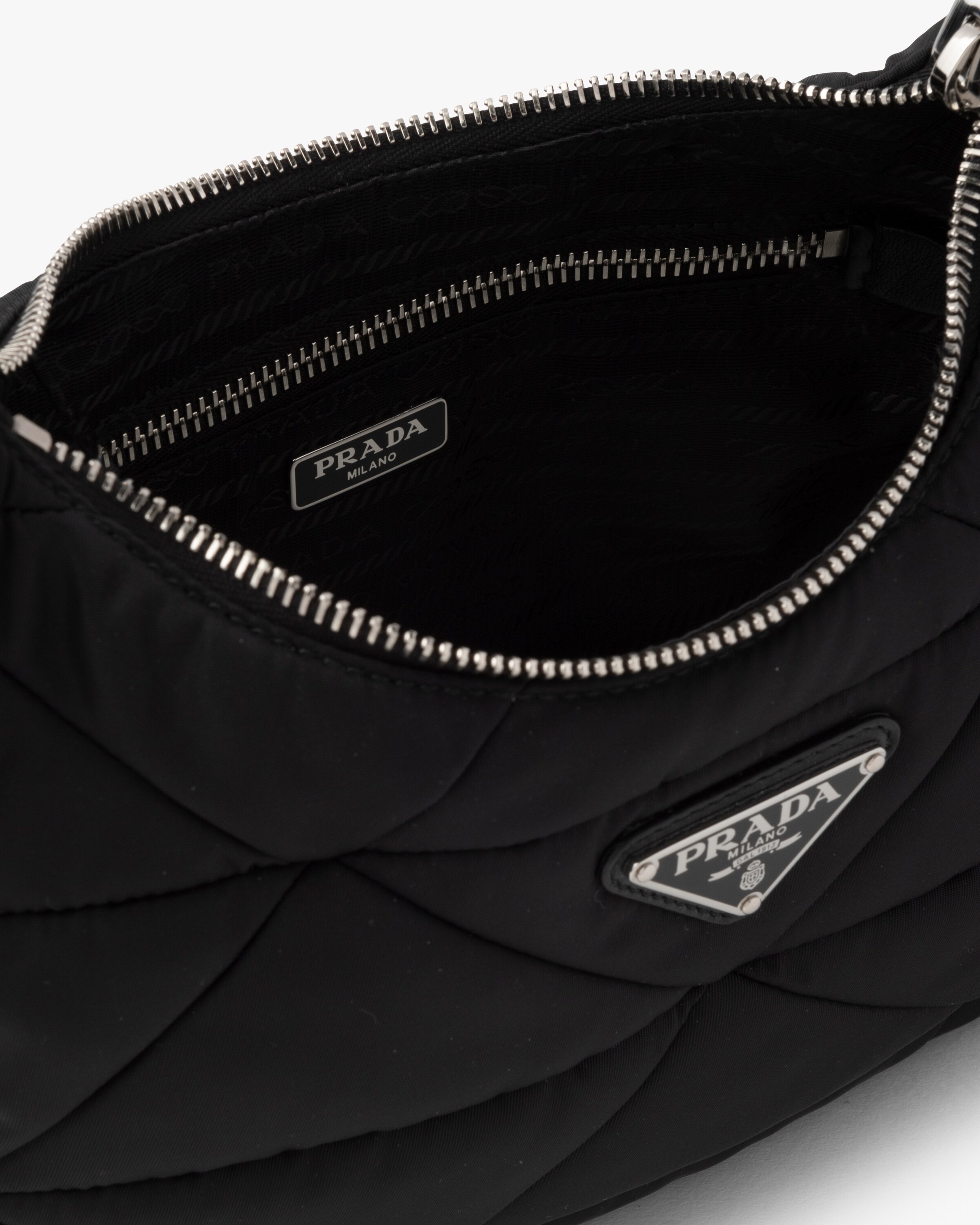 Bolsa de ombro em nylon acolchoado Preto Prada
