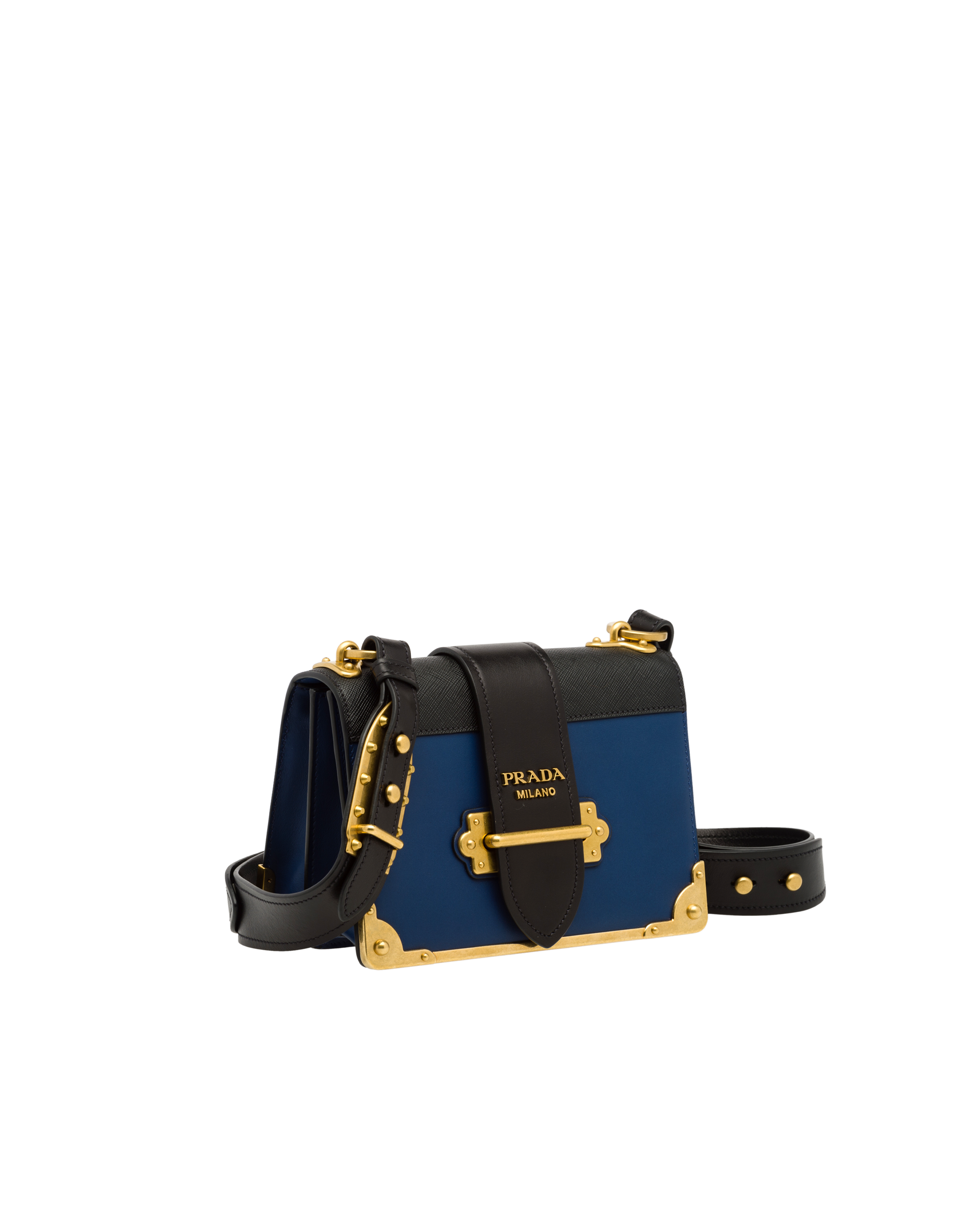 prada cahier size