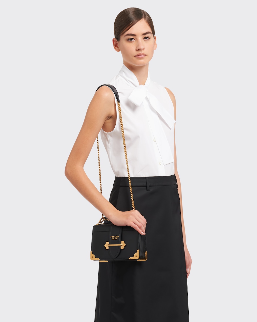 black adidas cross body bolsa