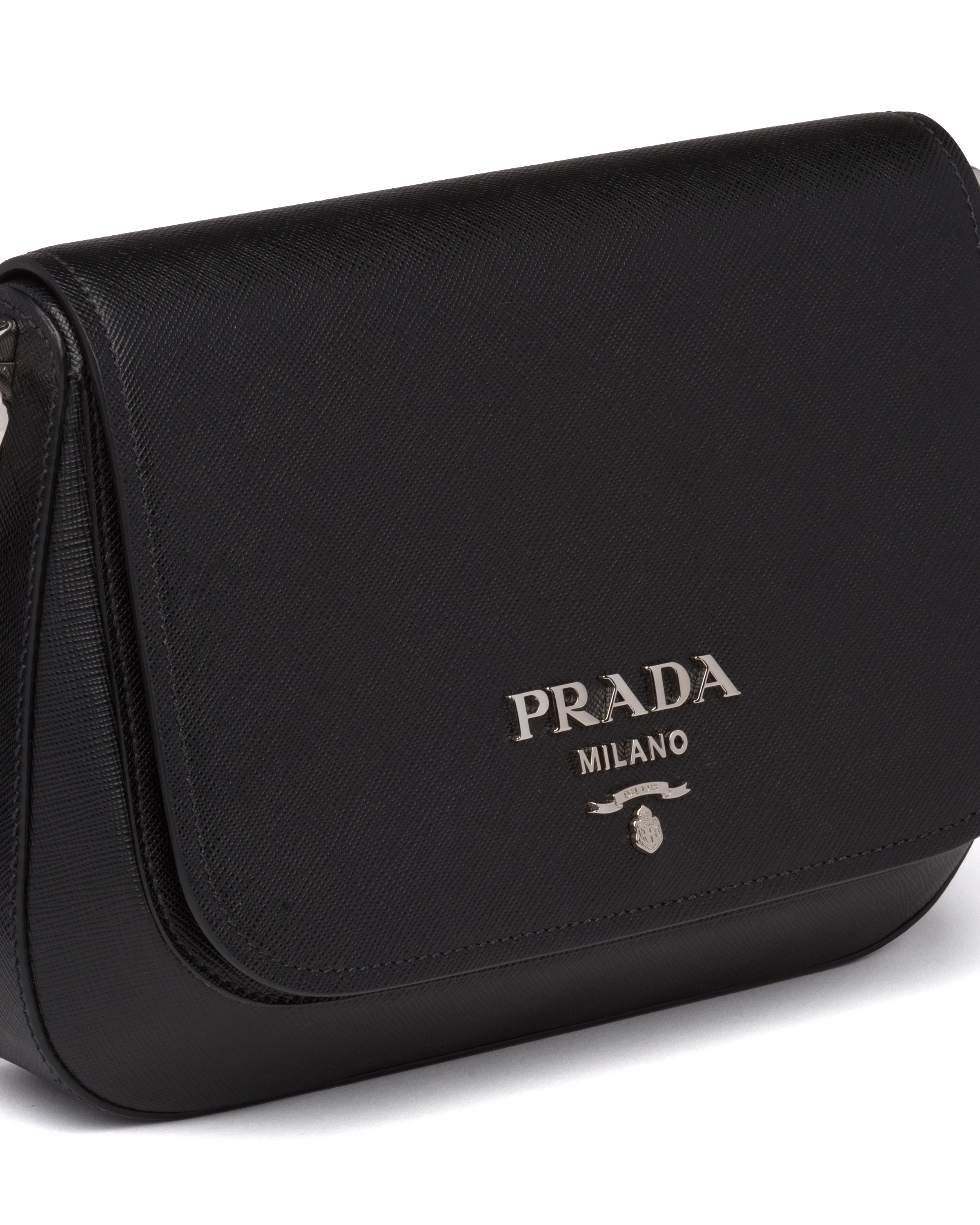 prada saffiano shoulder bag
