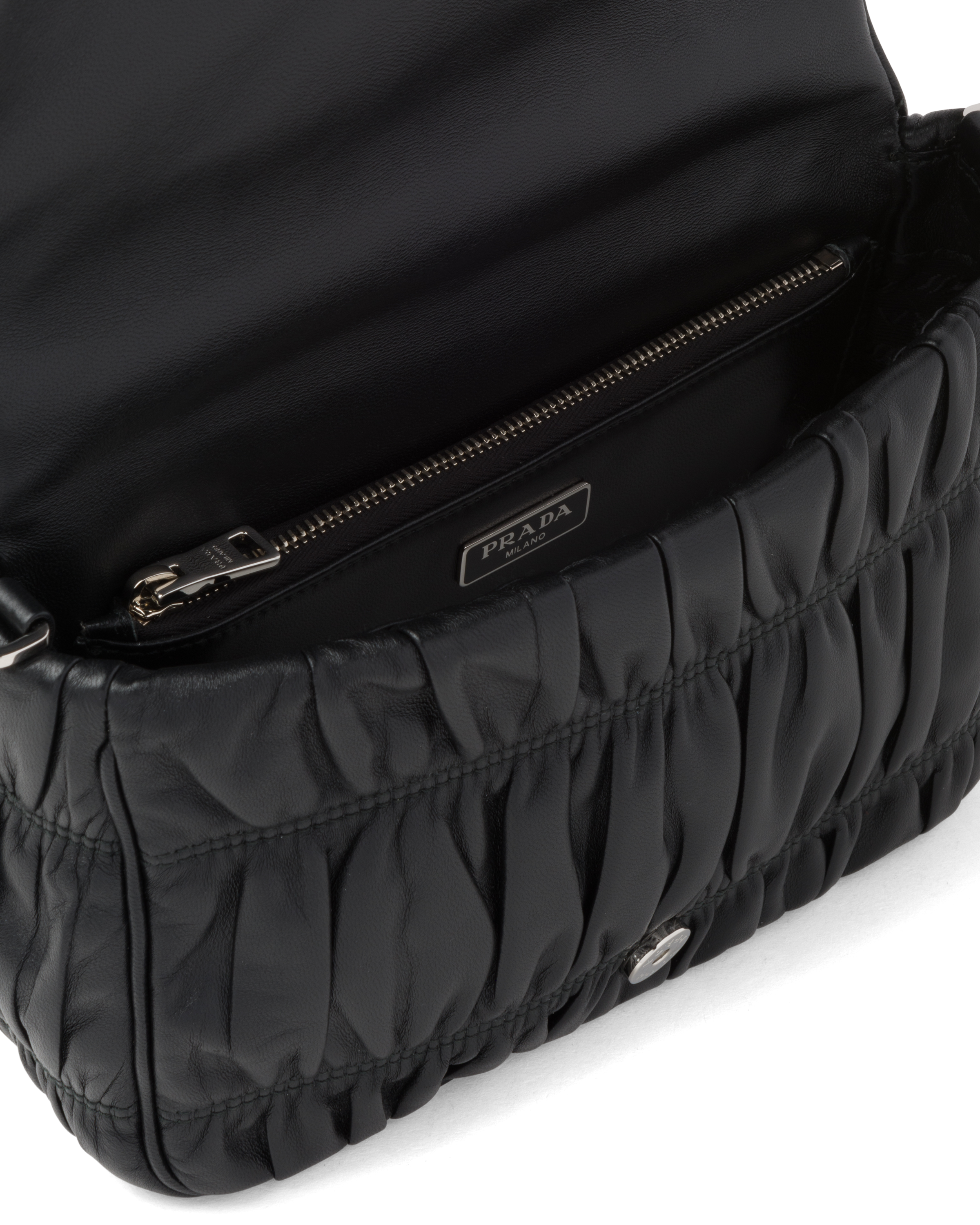 nappa gaufre prada bolsa