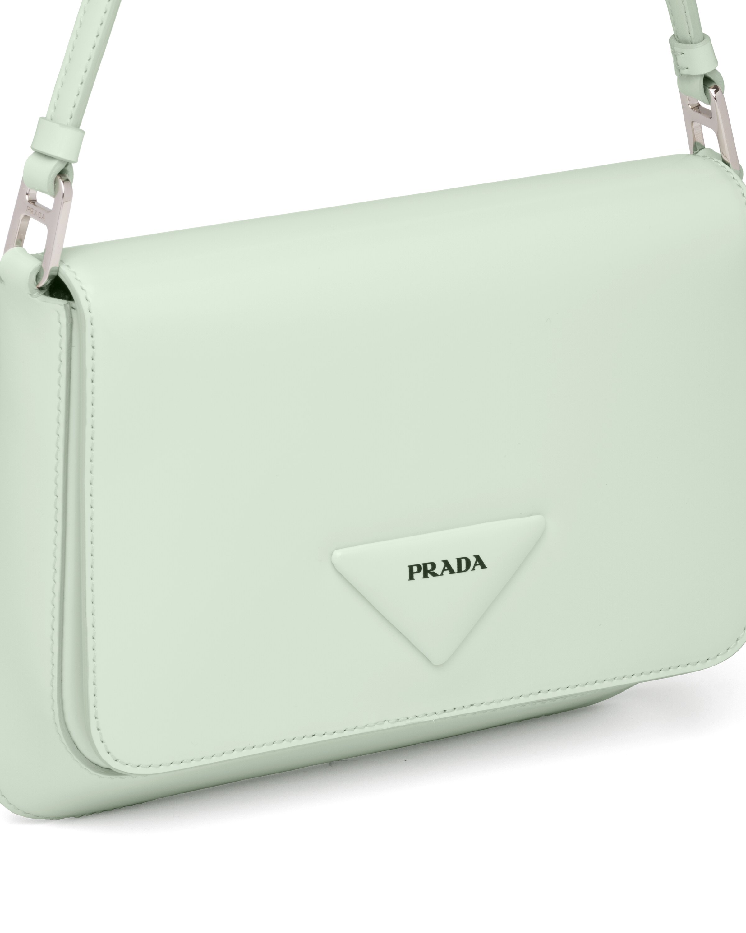 Bolsos De Piel Stylish Prada Diamond-Encrusted Tote Bag: A Must