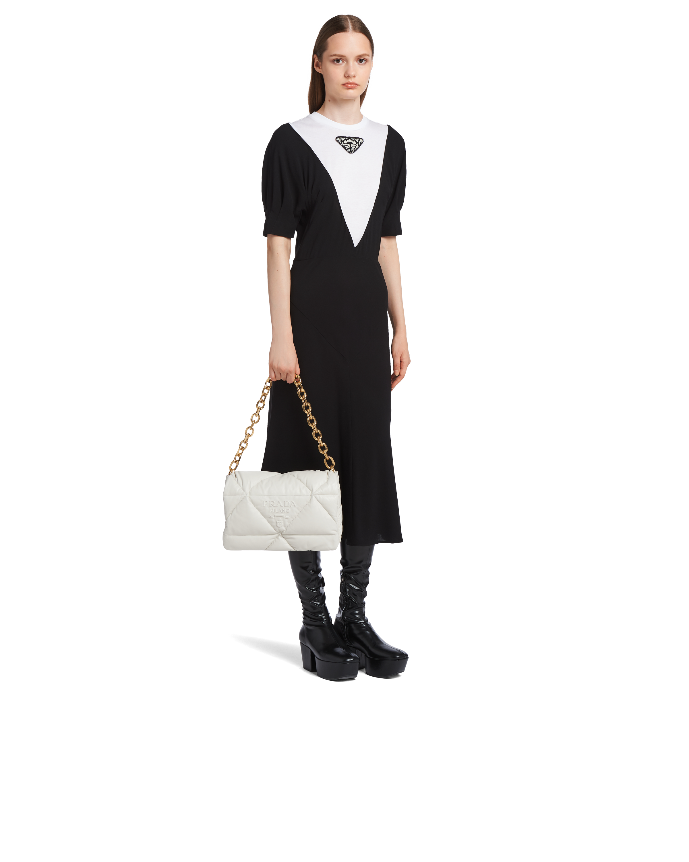 Prada حقيبة كتف مبطنة من جلد نابا 7