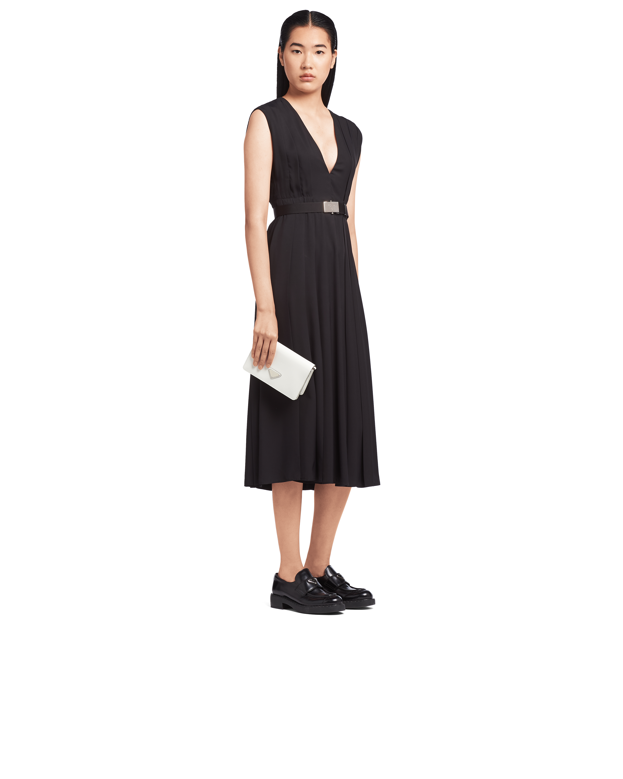 Prada 拋光皮革掛肩袋 7