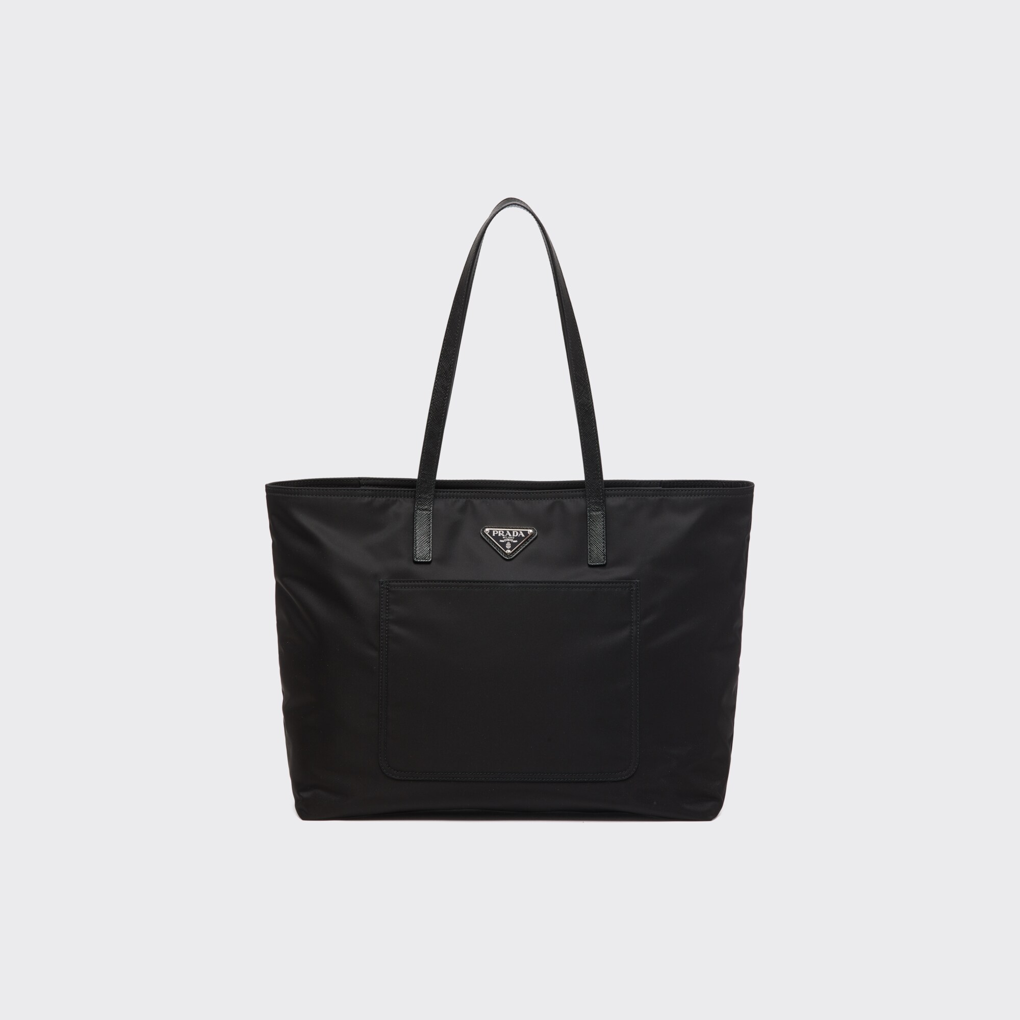 Re-Nylon tote bag của Prada