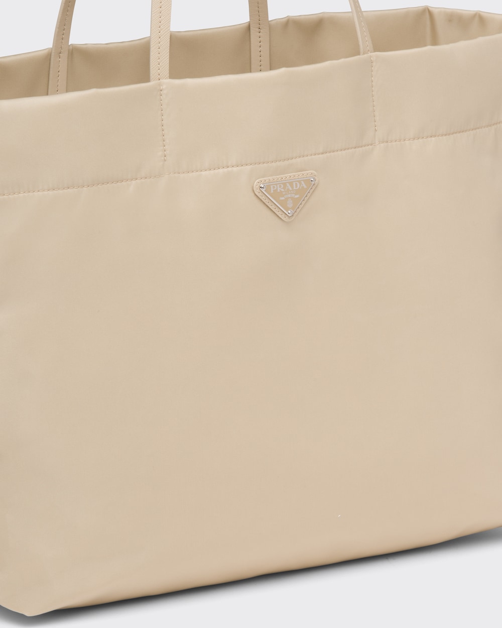 Re Nylon xサフィアーノレザー トートバッグ
