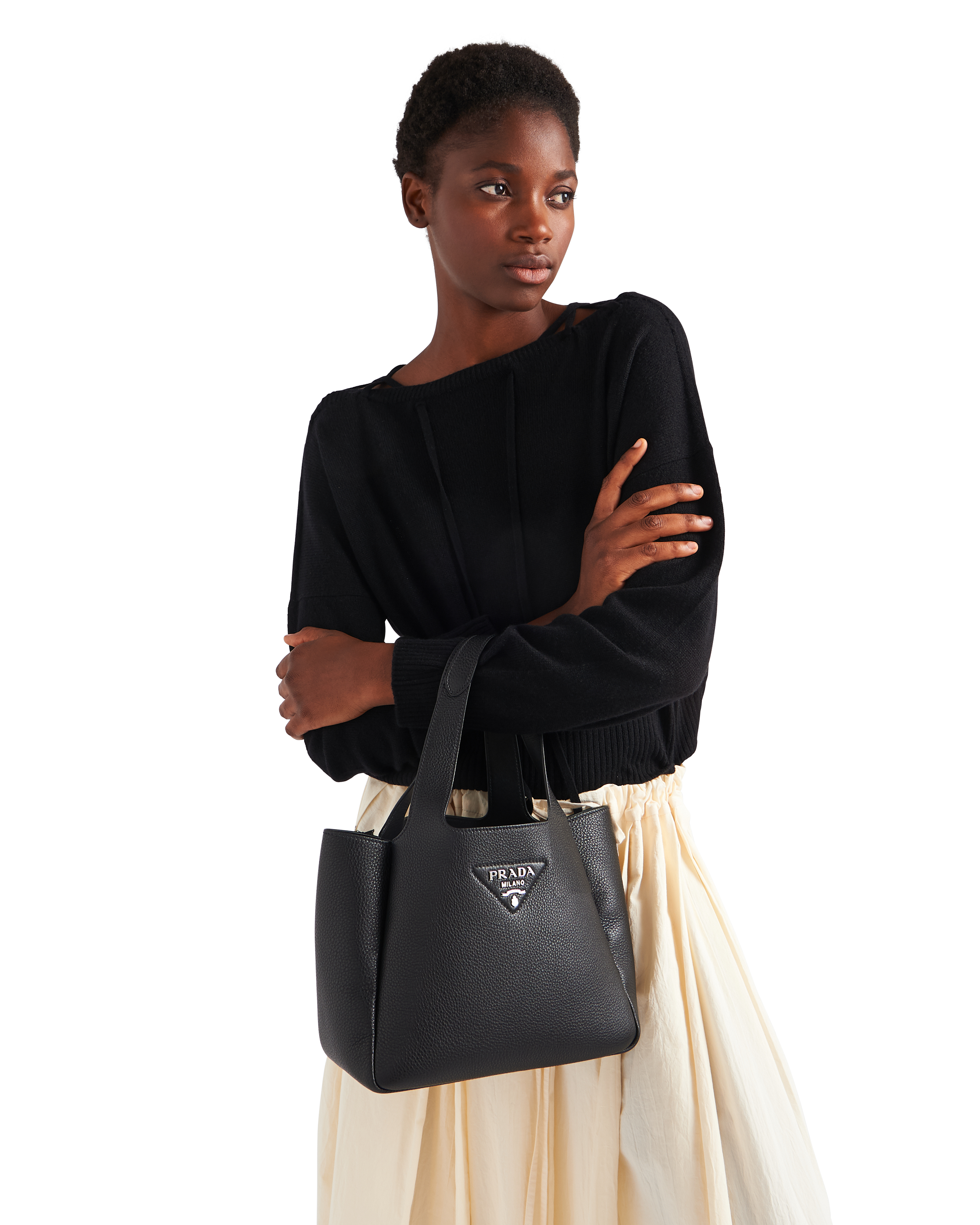 Prada dynamique leather handbag hot sale