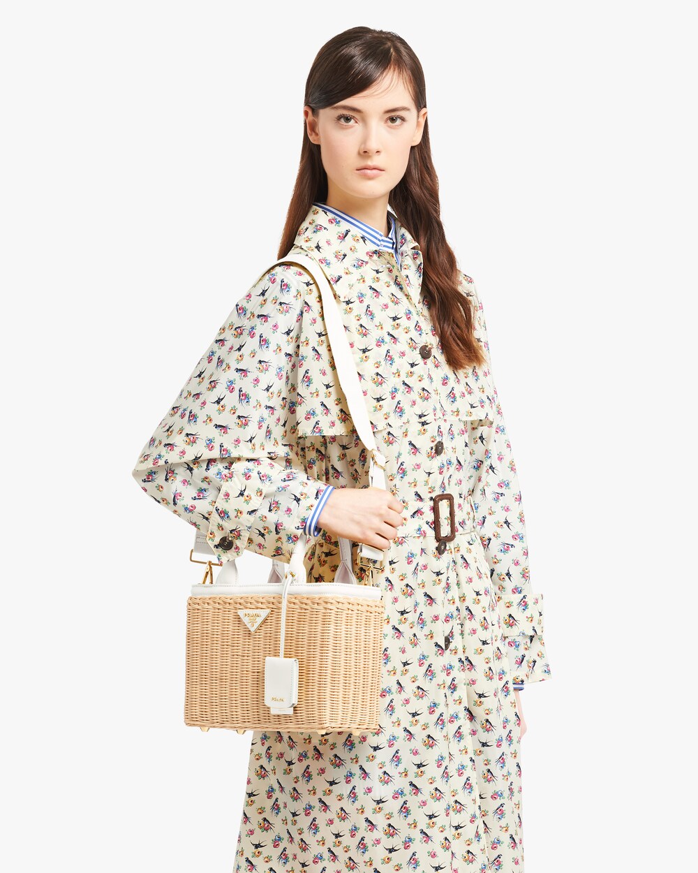 ベージュ ホワイト ウィッカーxキャンバス カゴバッグ Prada