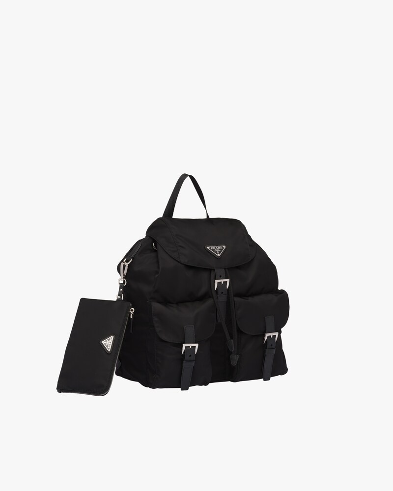 black medium backpack