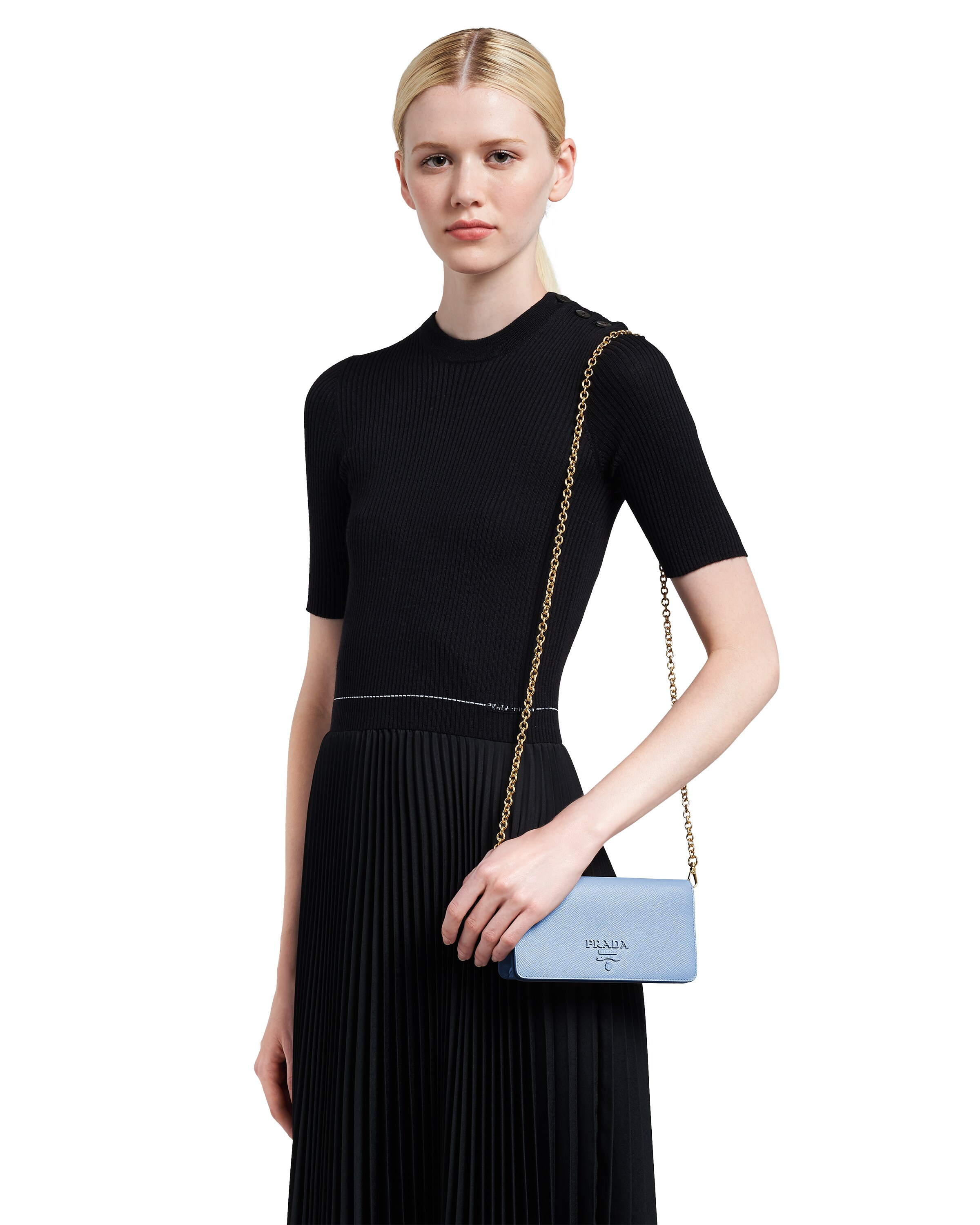 prada saffiano 皮革迷你手袋 2