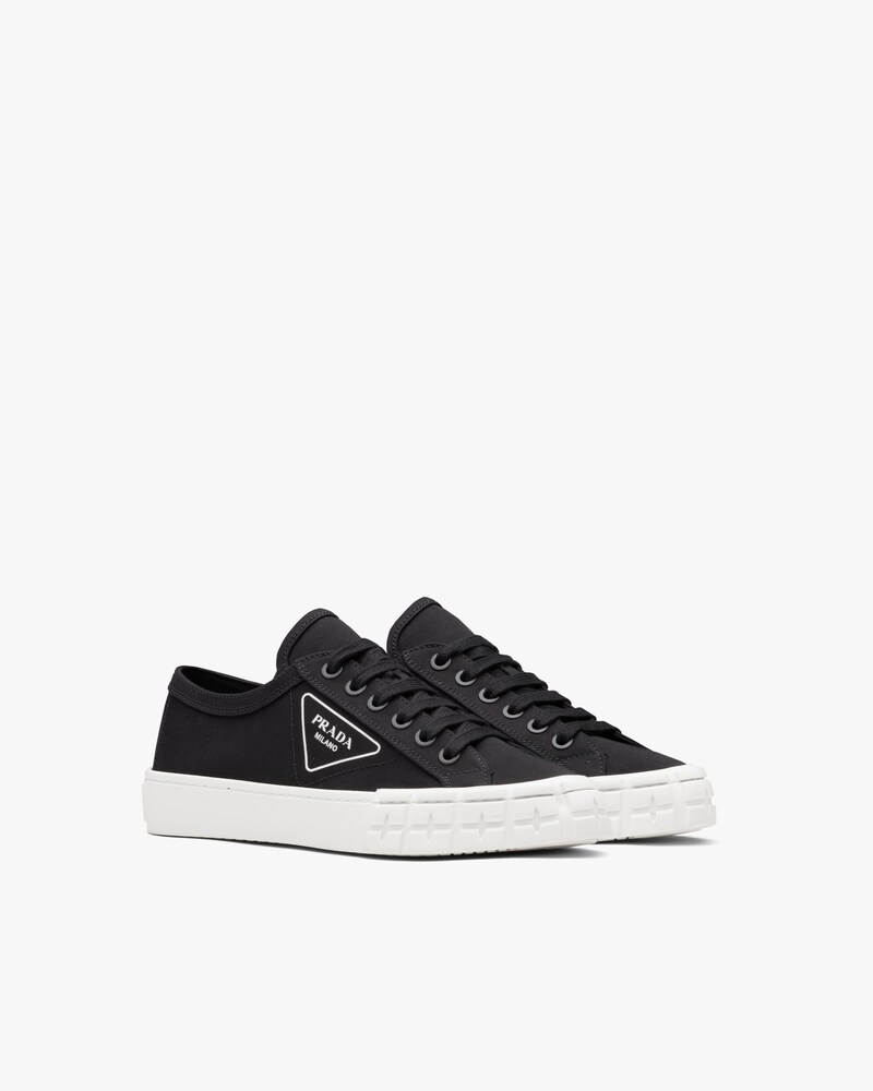 prada black for her