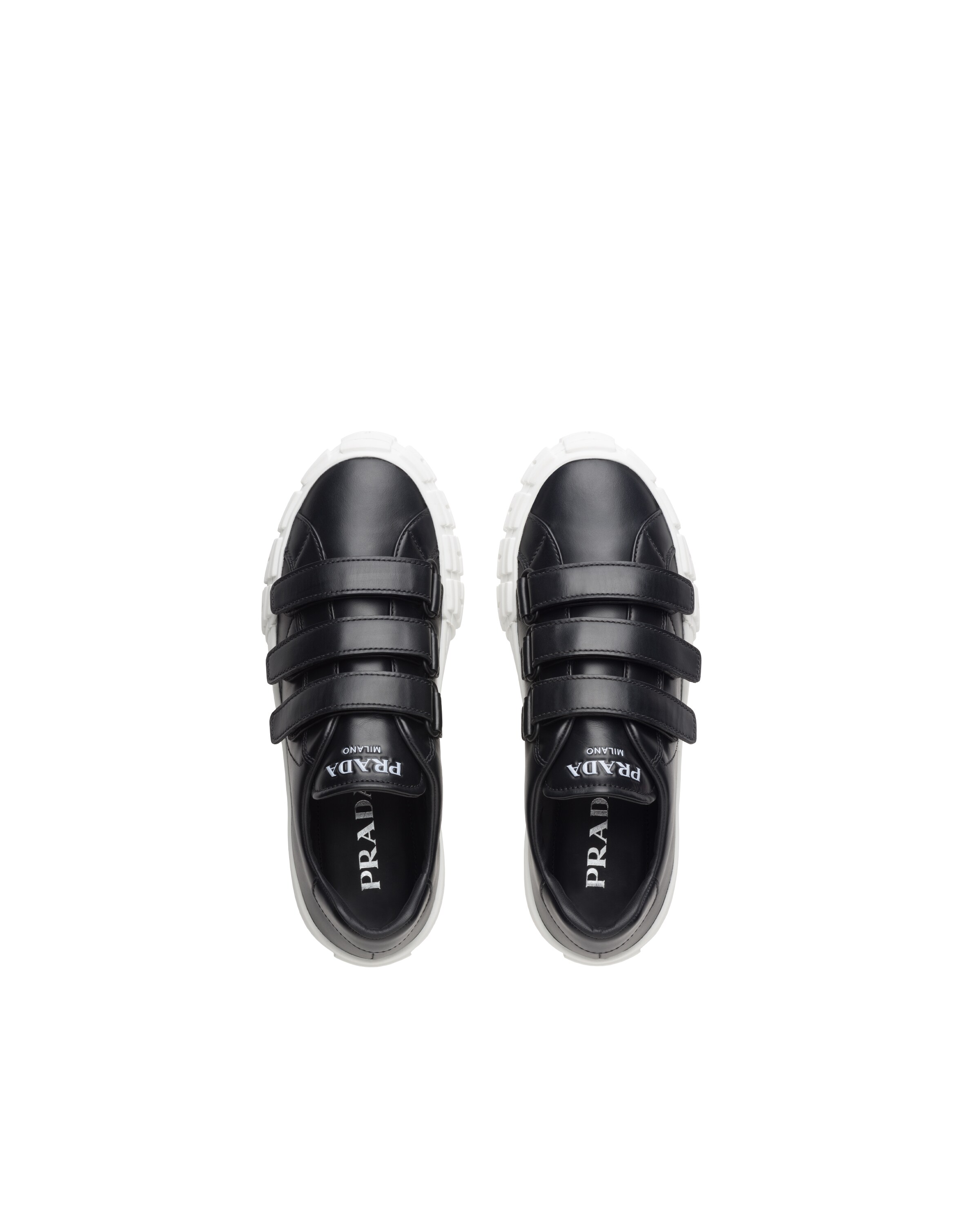 AT1E942L_A21_F0967_F_035-2