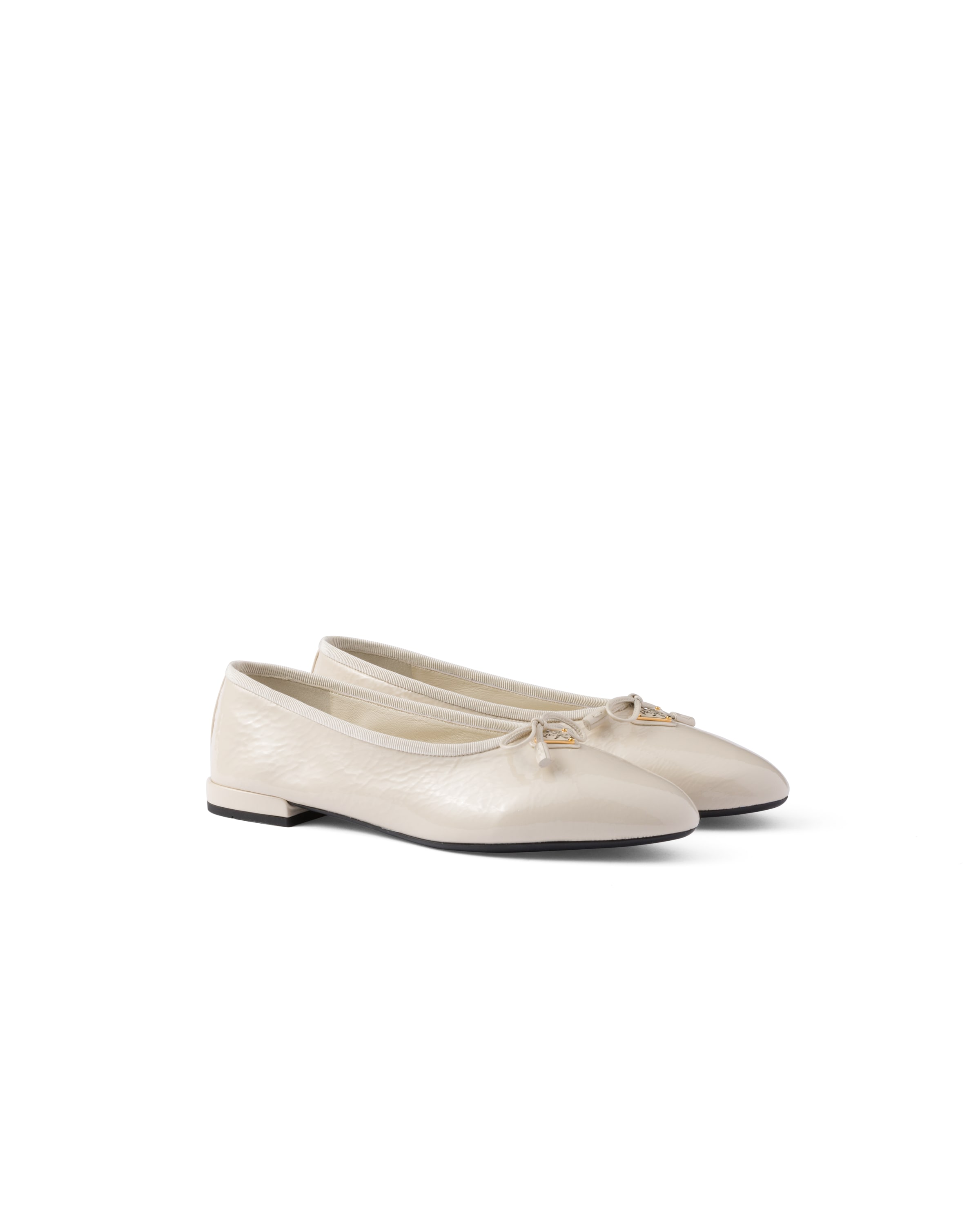 Prada Ballerines En Cuir Verni Naplak, Femme, Ivoire, Taille 40