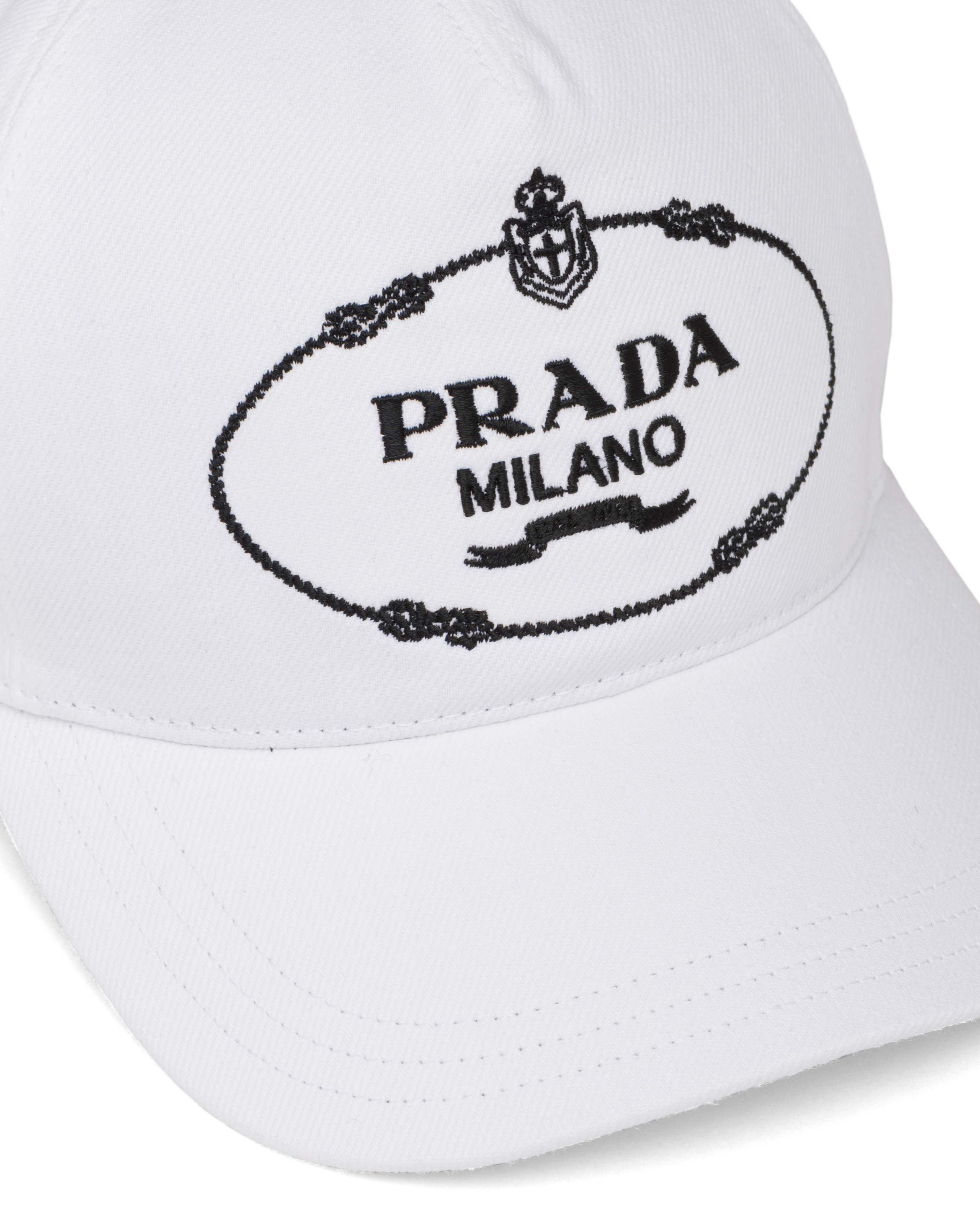 prada cap black