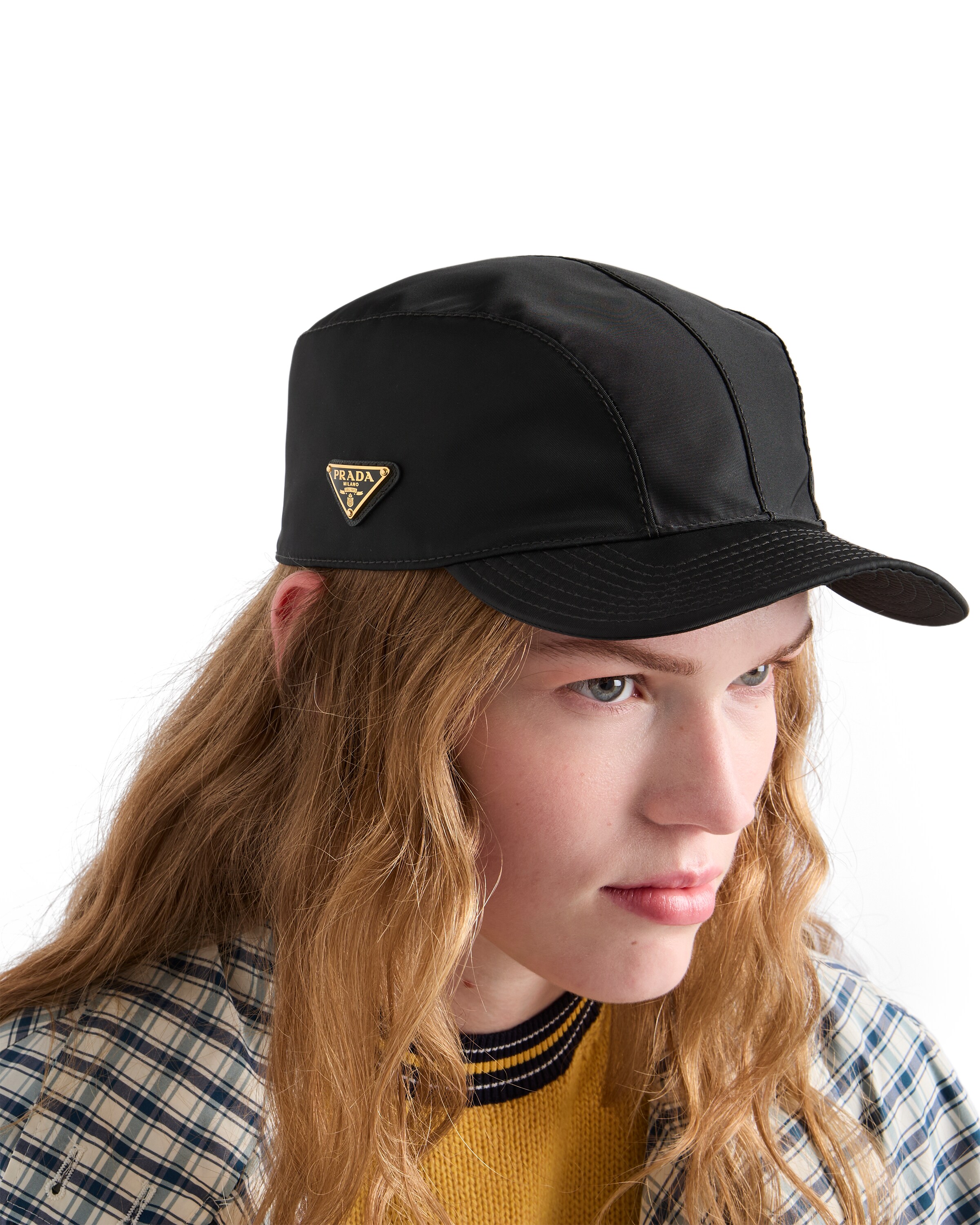 Prada Curved Brim Baseball Cap Structured Design In Black