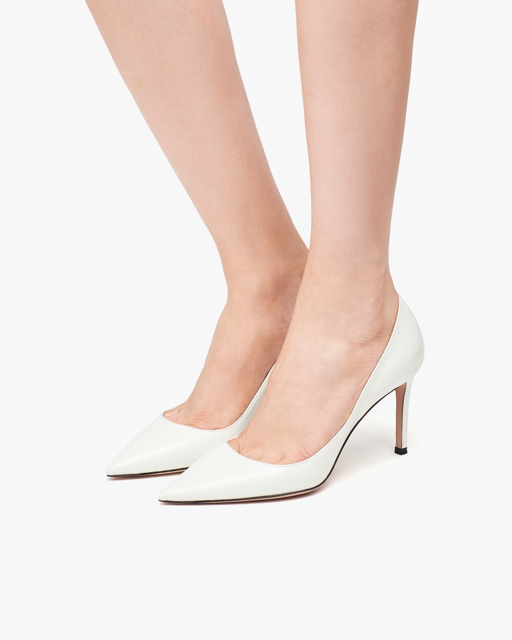 prada saffiano pumps
