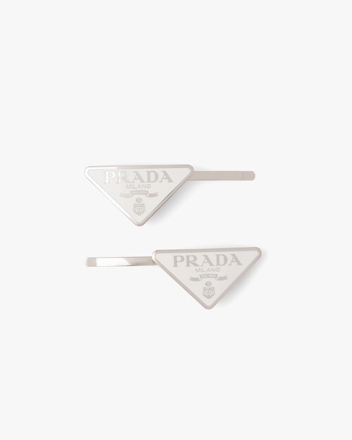 prada metal logo