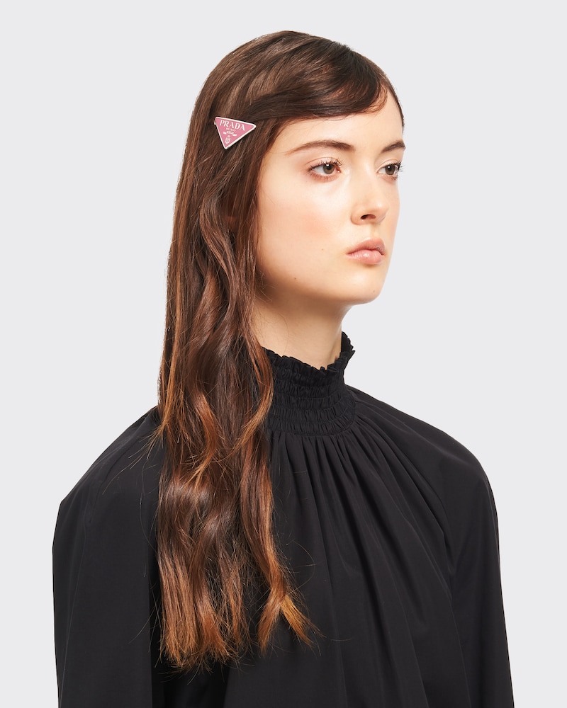 プラダ レディース】ヘアアクセサリー コレクション｜PRADA