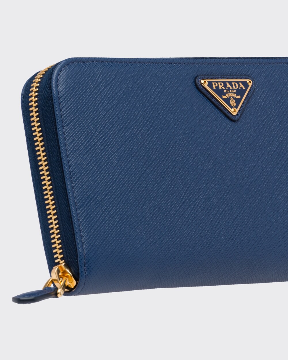 prada portafoglio lampo wallet