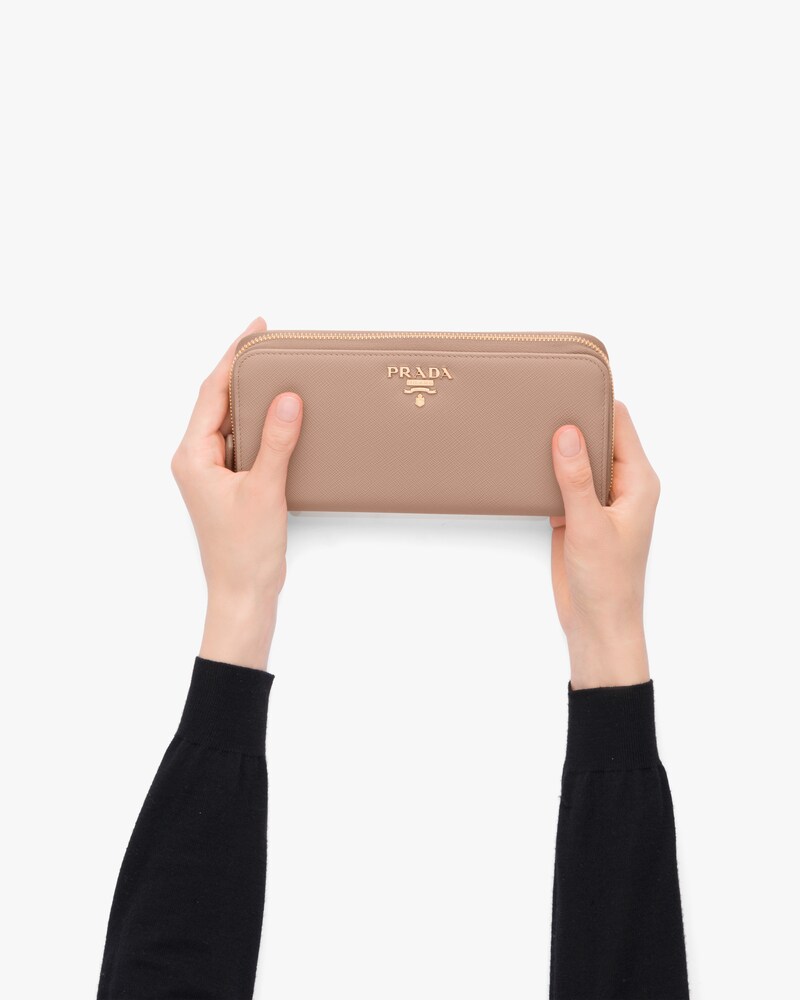 prada bifold wallet