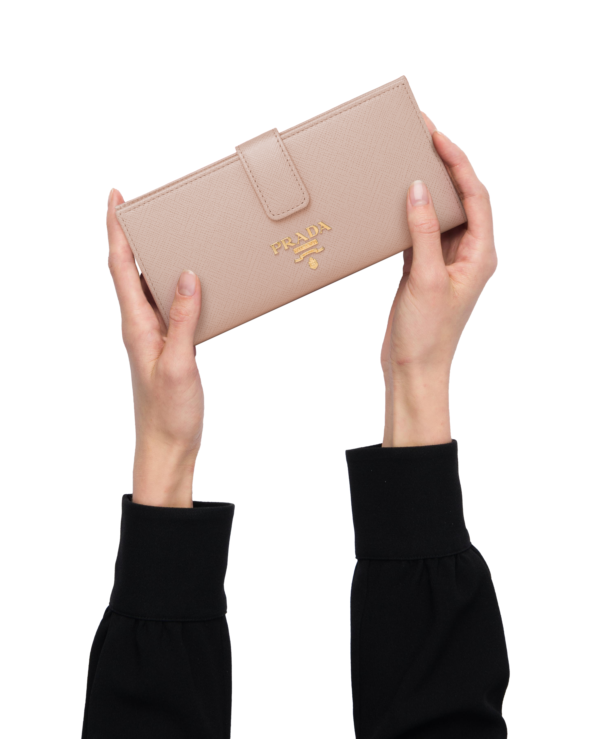 Prada Cartera grande de piel Saffiano 6