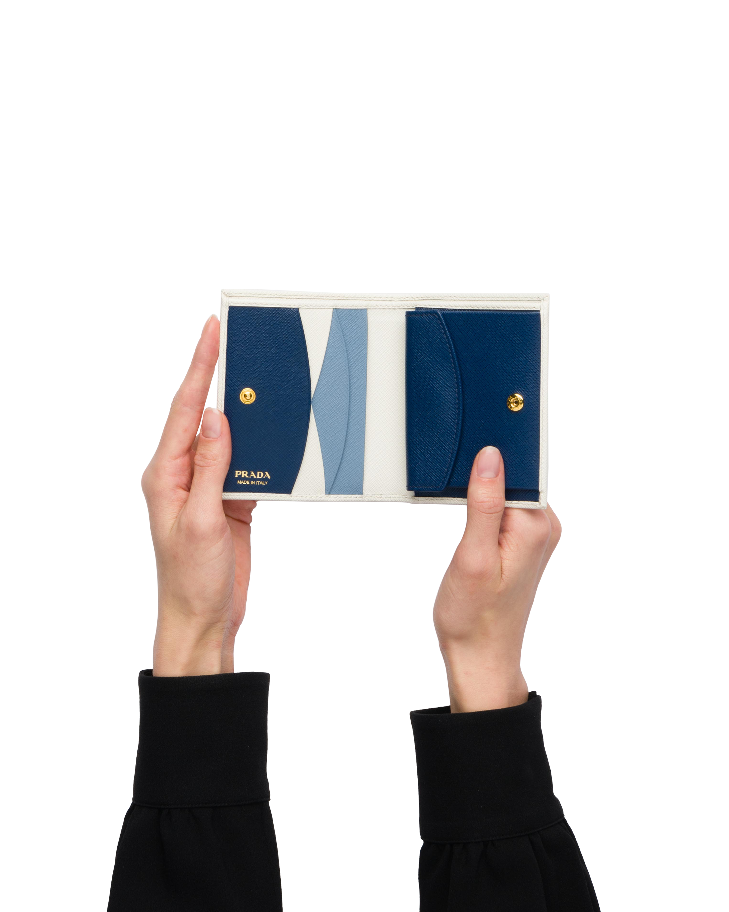 ホワイト ライトブルー サフィアーノマルチカラー 財布 Prada