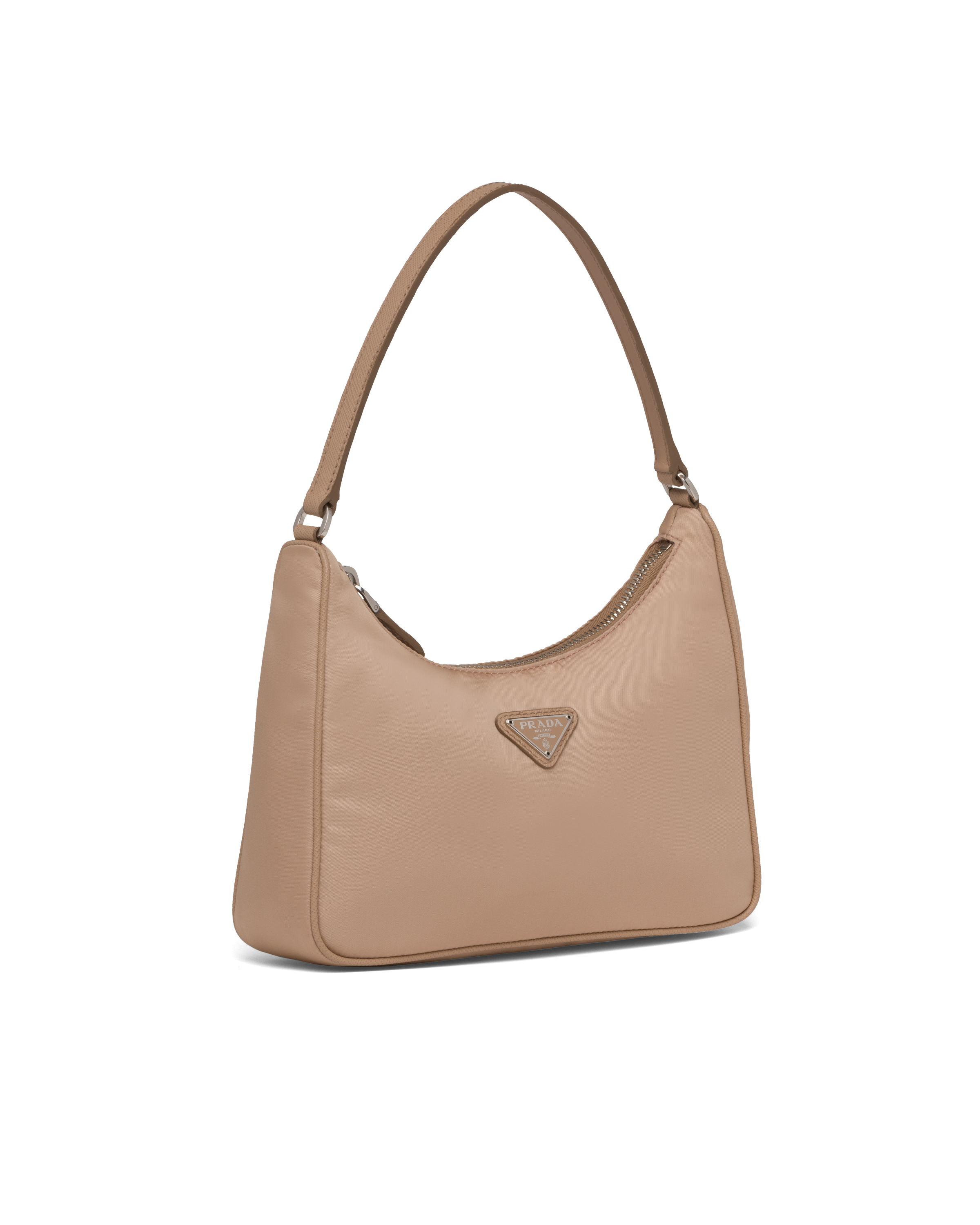 medium bellechasse saint laurent bag in black leather