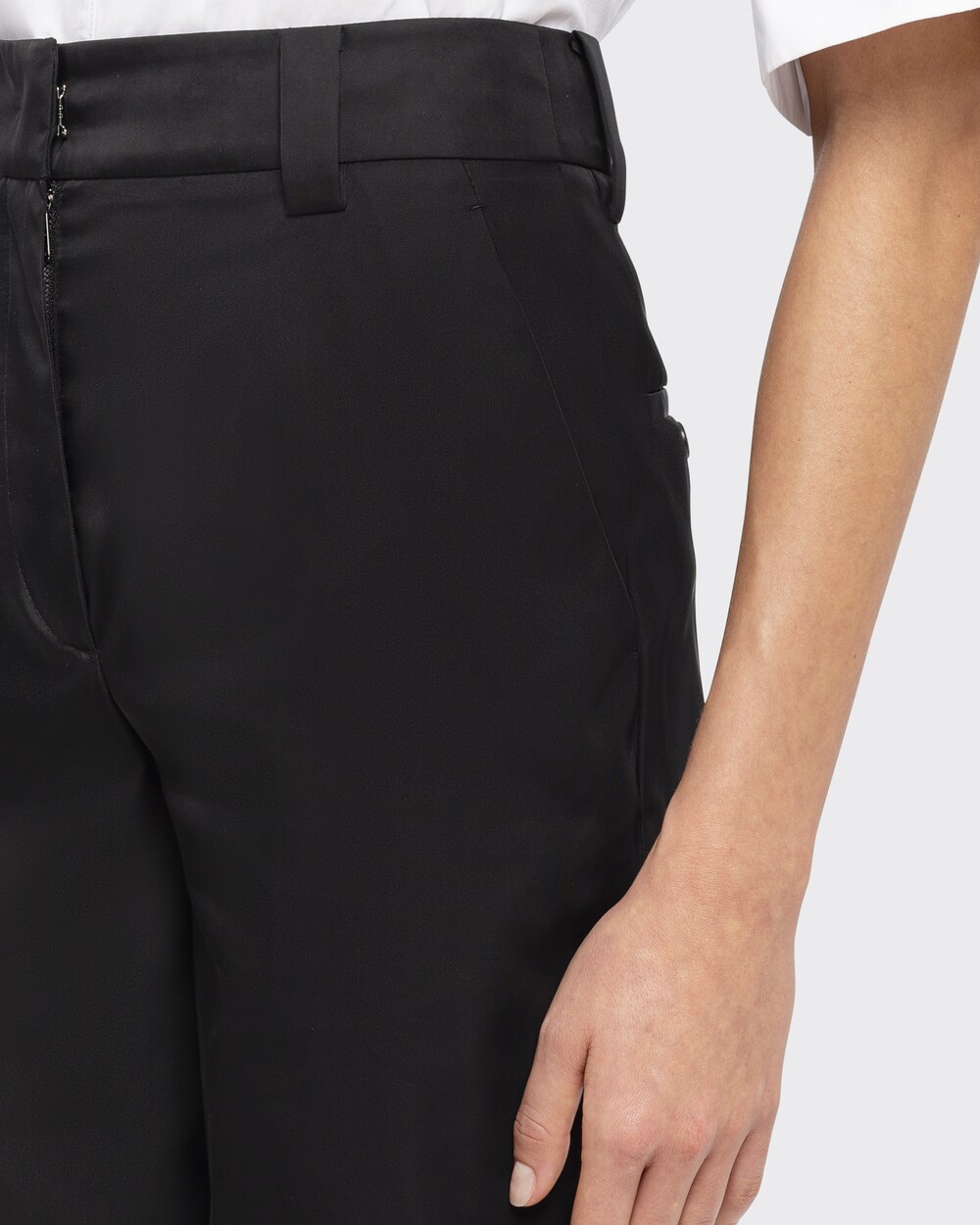 Black Re-Nylon gabardine trousers | Prada