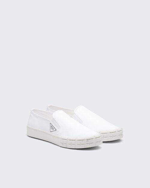 prada cassetta