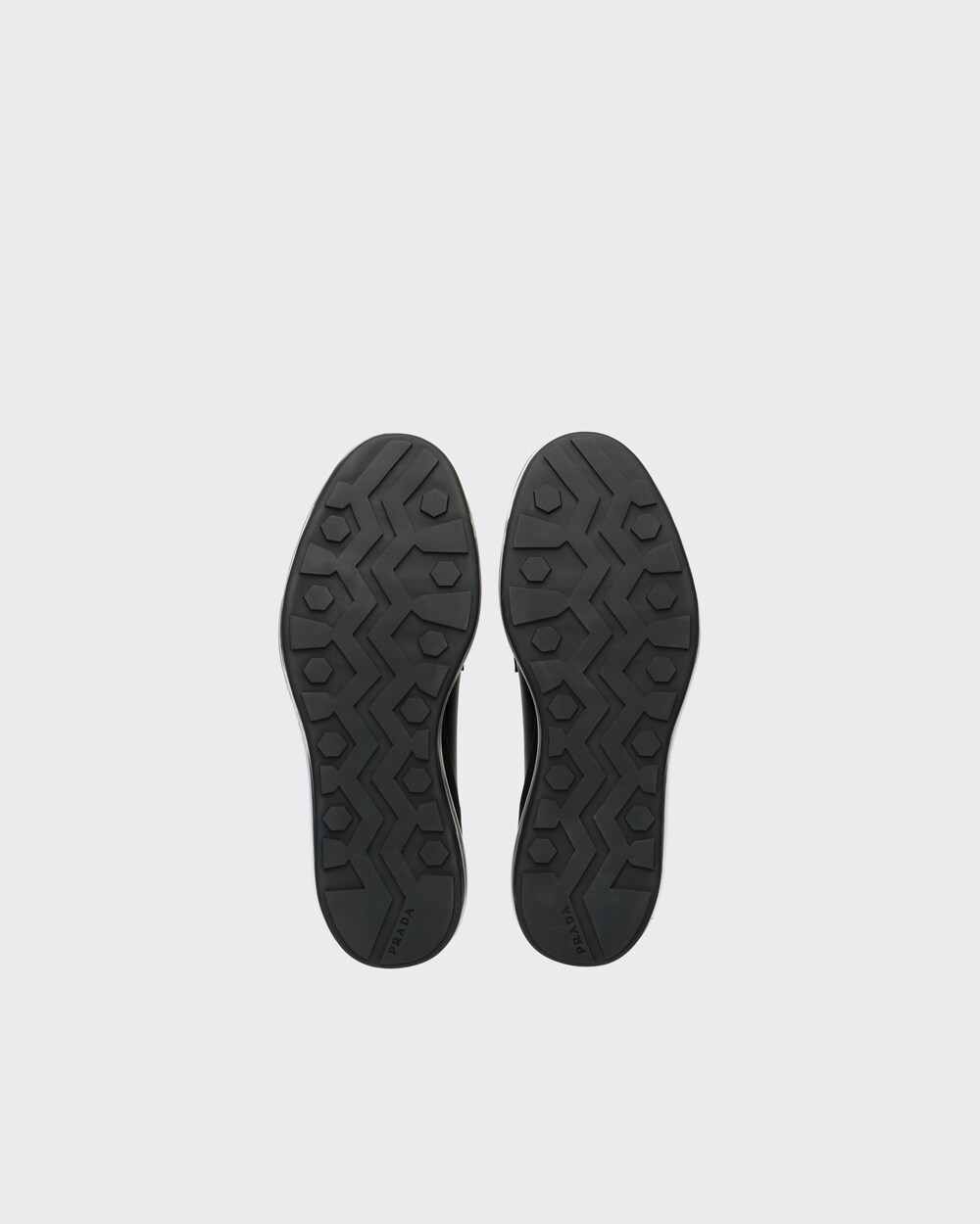 Sapatos Derby Com Cadarco Preto Prada