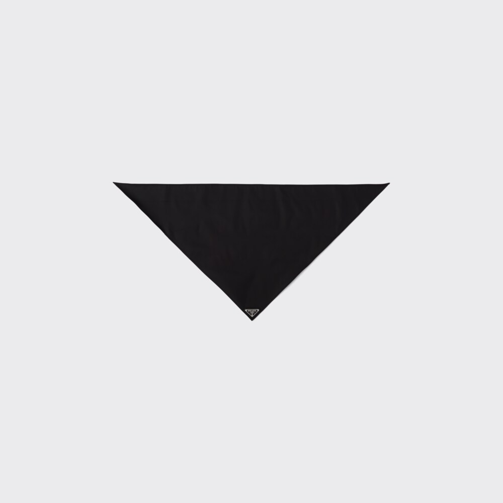 特別割引中 ◇ PRADA Re-Nylon foulard scarf ブラック ロゴ スカーフ