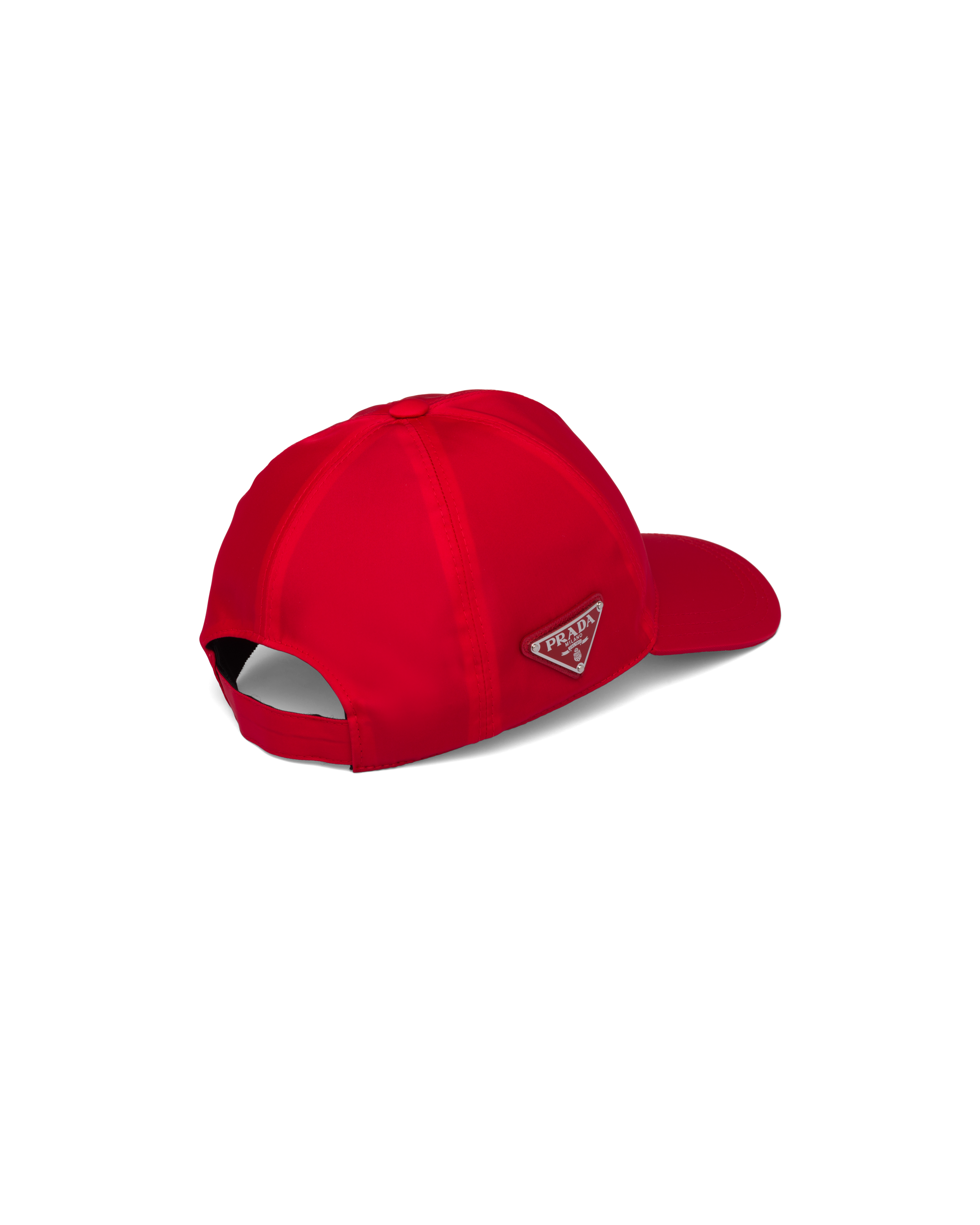 red prada hat