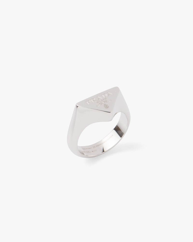ring prada