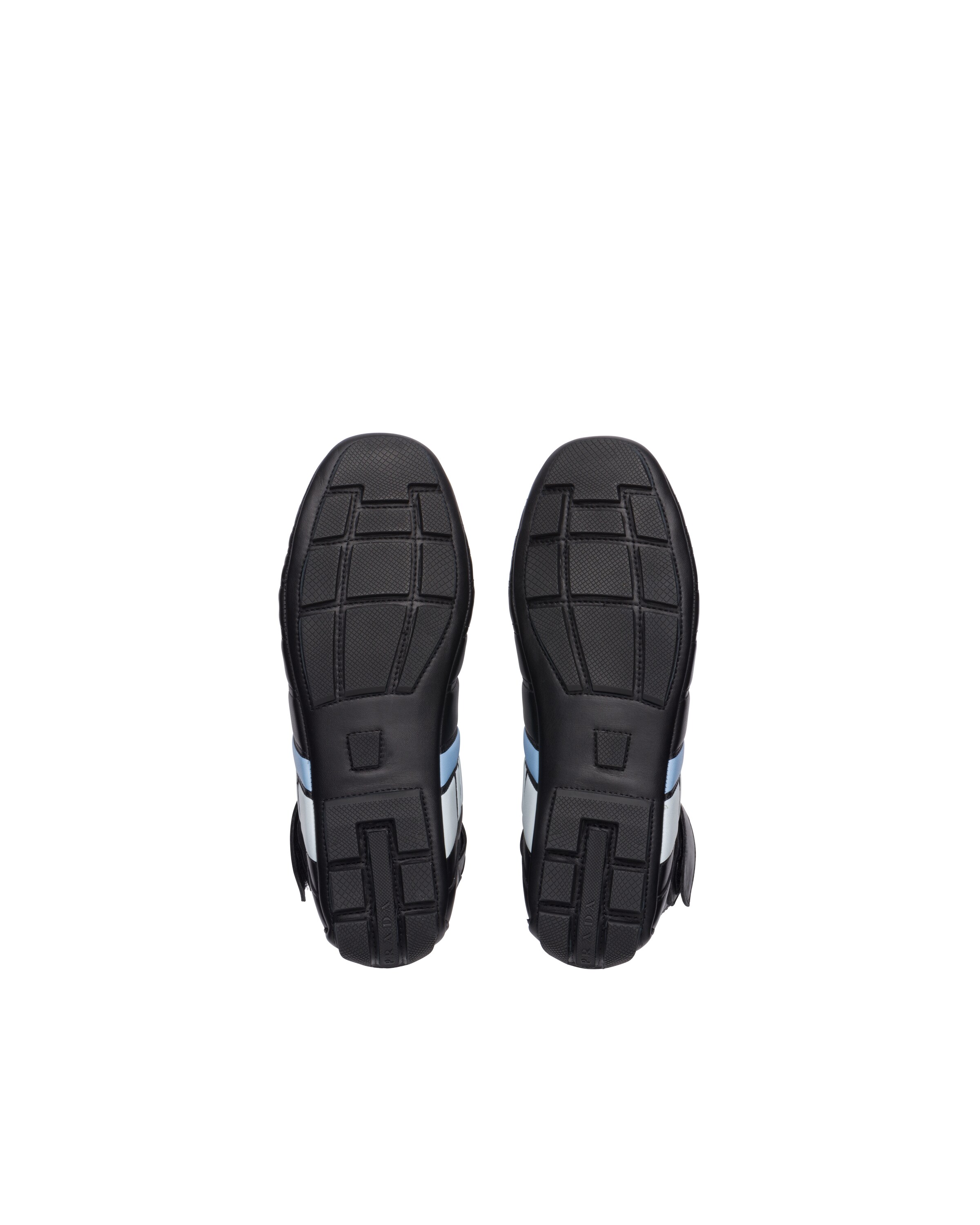 prada rev