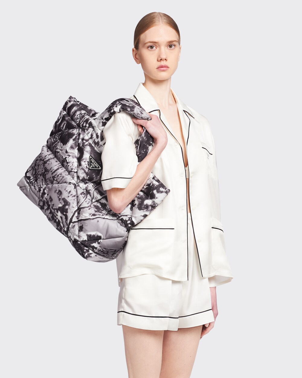Prada printed tote clearance
