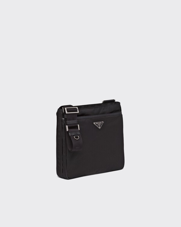 حقيبة كتف من قماش Re-Nylon وجلد سافيانو - أسود حقيبة كتف من قماش Re-Nylon وجلد سافيانو - أسود