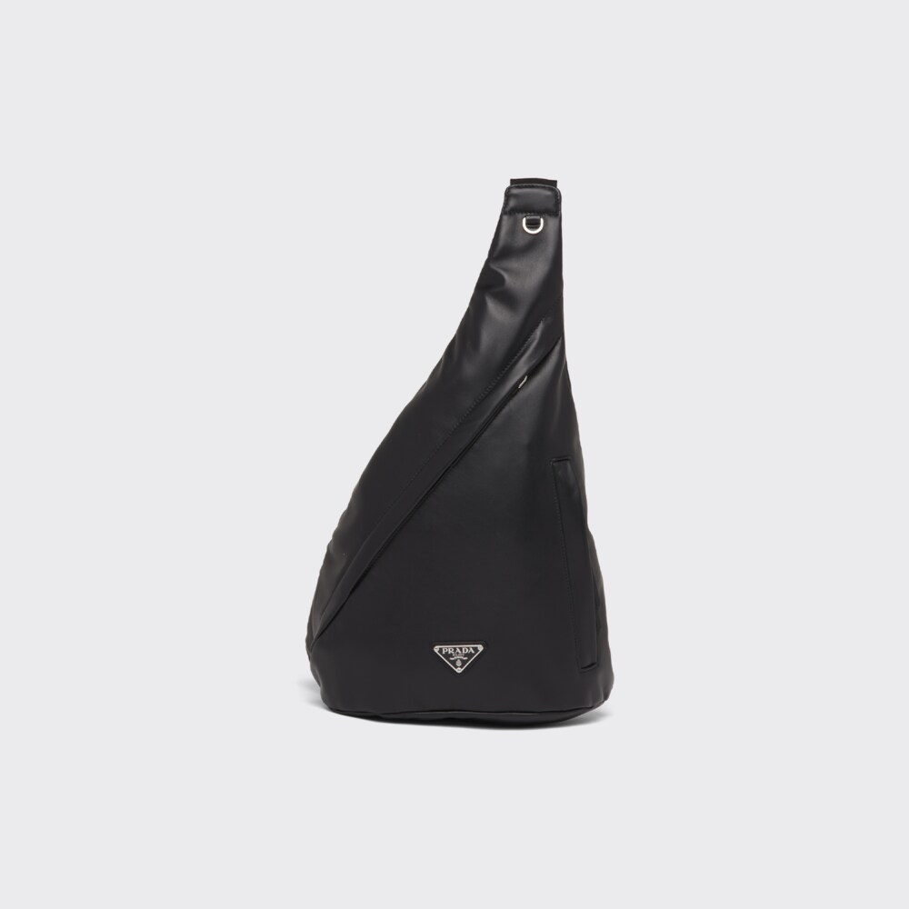 prada 皮革背包 1