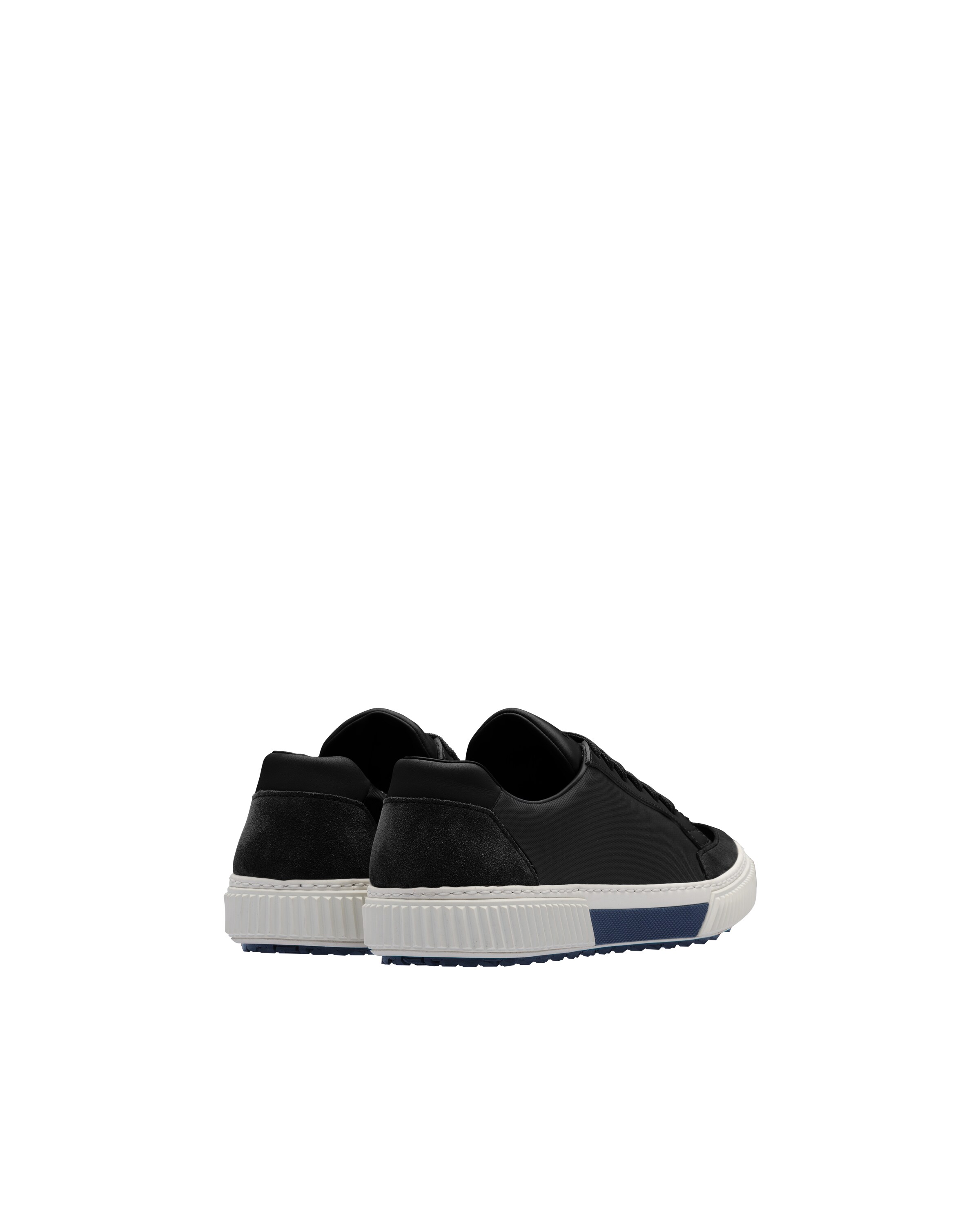 prada stratus