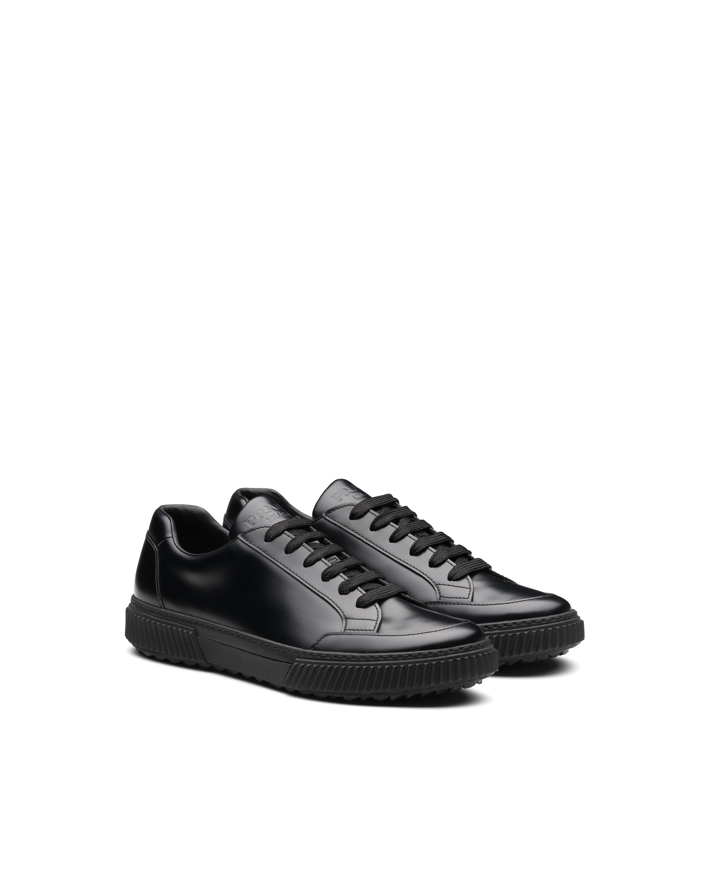 Black Stratus Brushed Rois Leather