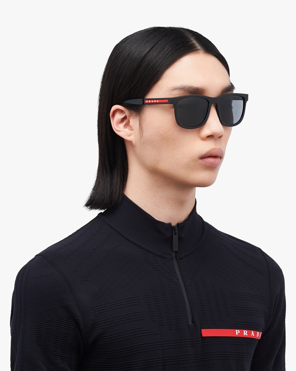 prada linea rossa logo