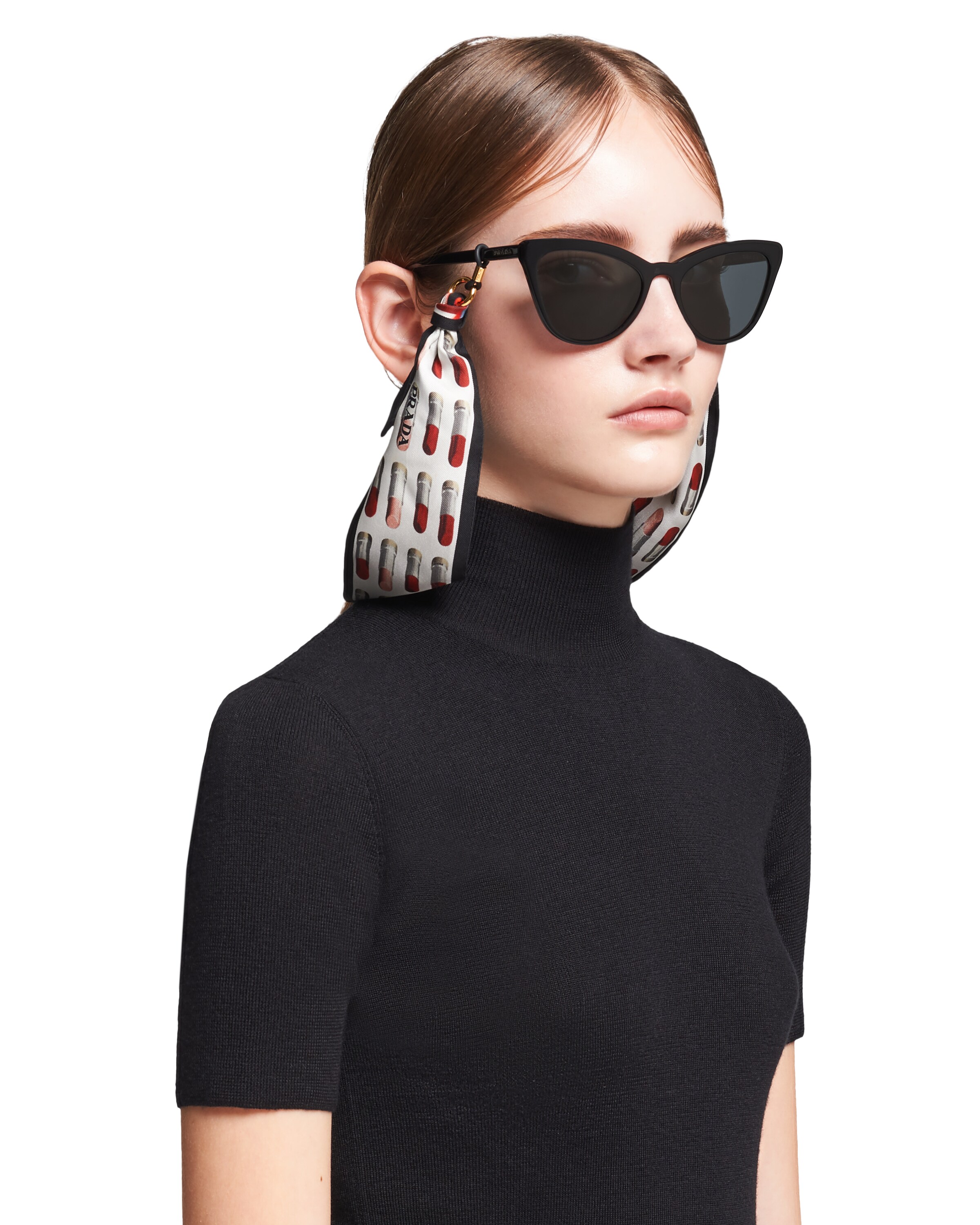 prada 丝质斜纹绸眼镜装饰丝巾 2