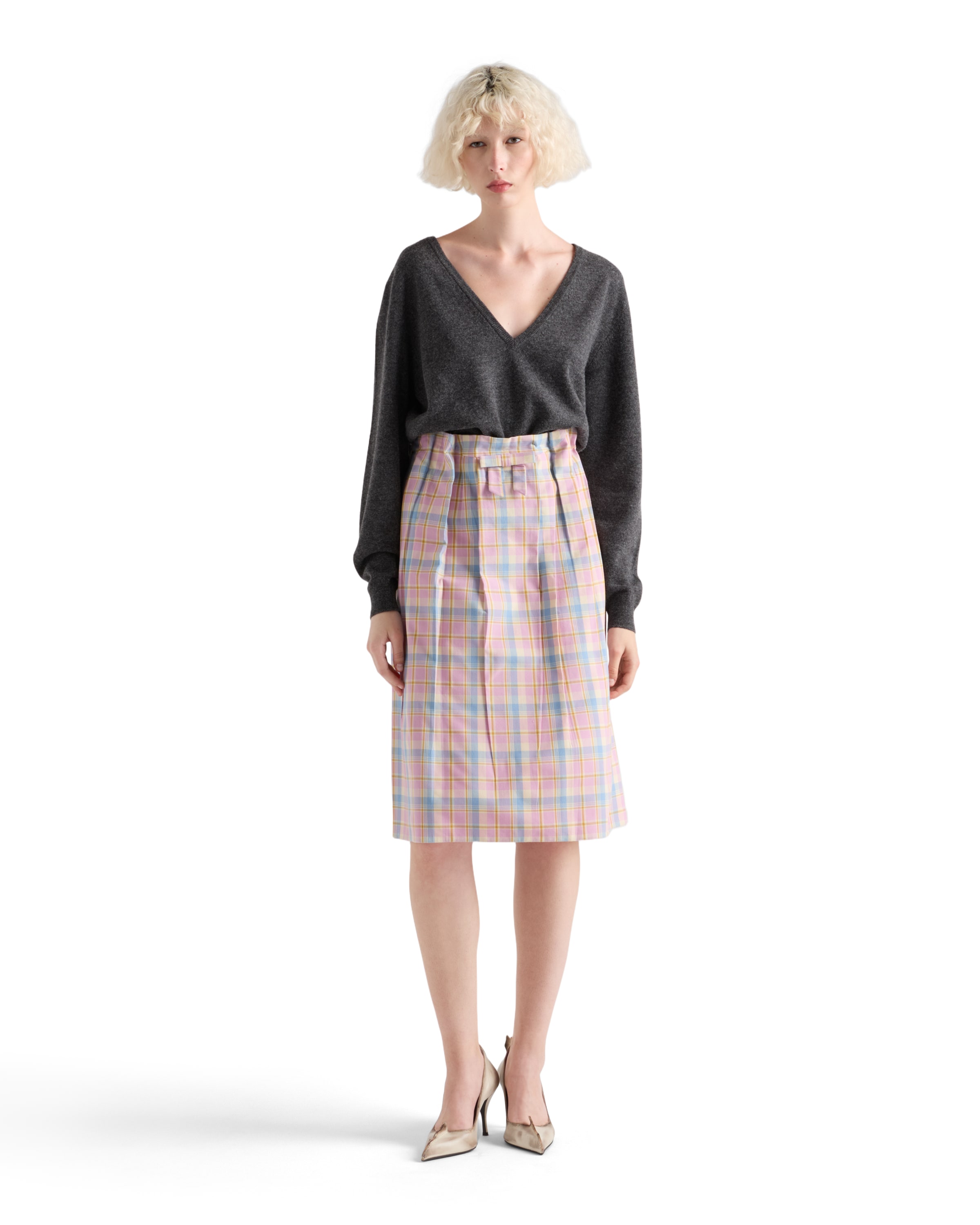 Prada Pullover Aus Kaschmir Mit V-ausschnitt In Black