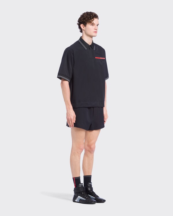 Poloshirt aus Bi-Stretch Light Poloshirt aus Bi-Stretch Light