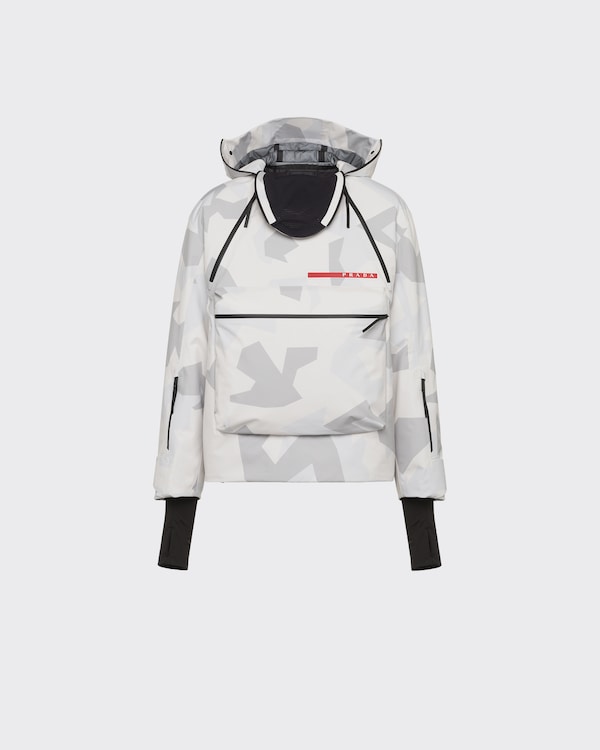 Bedruckte Jacke aus Funktionsgewebe Bedruckte Jacke aus Funktionsgewebe