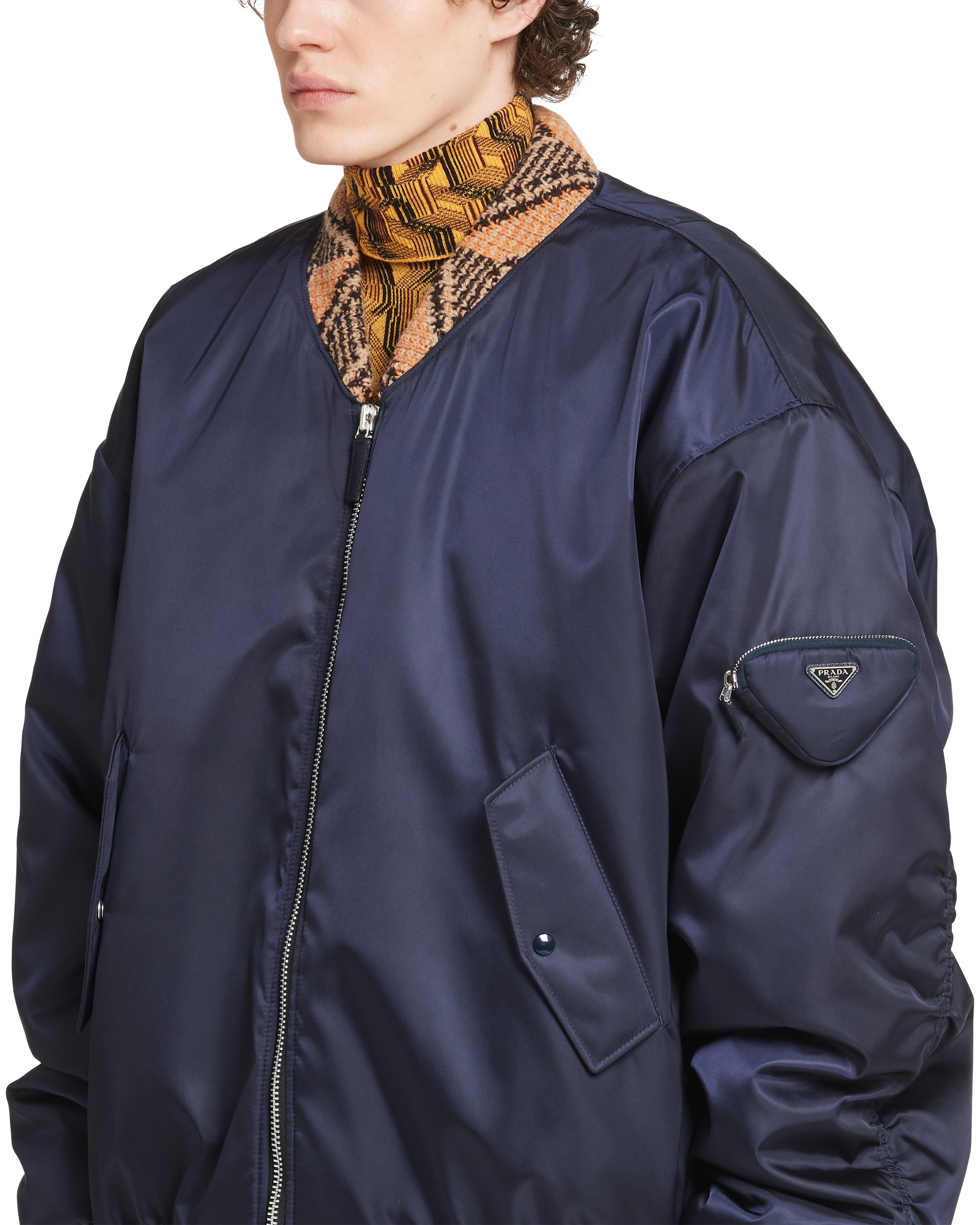 極美品】PRADA ナイロンシャツ ブラック L Re-Nylon プラダ - ナイロン 極美品】PRADA ナイロンシャツ ブラック L Re-Nylon プラダ - ナイロン