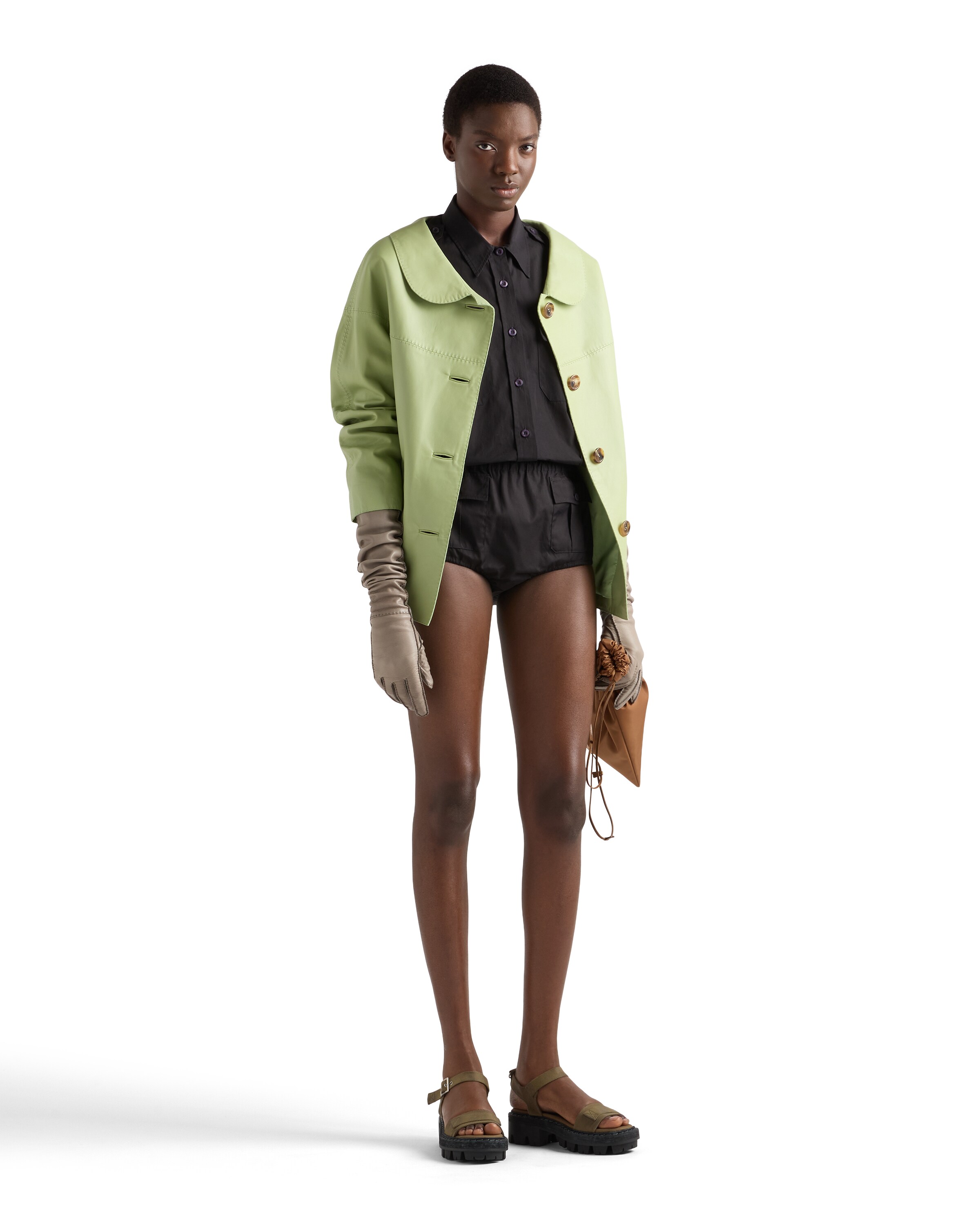 Prada Popeline-shorts Mit Patch In Black