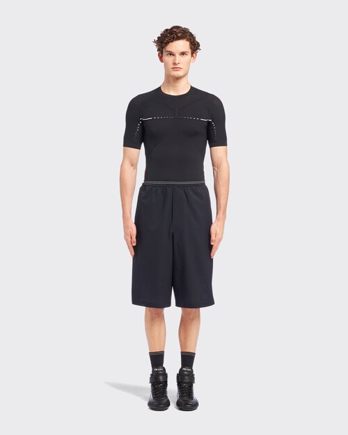 Prada Bermudas de tejido técnico elástico y ligero 2